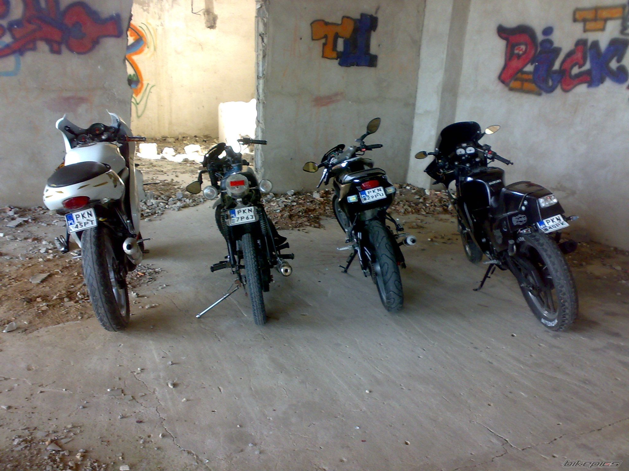 Photo 1665202