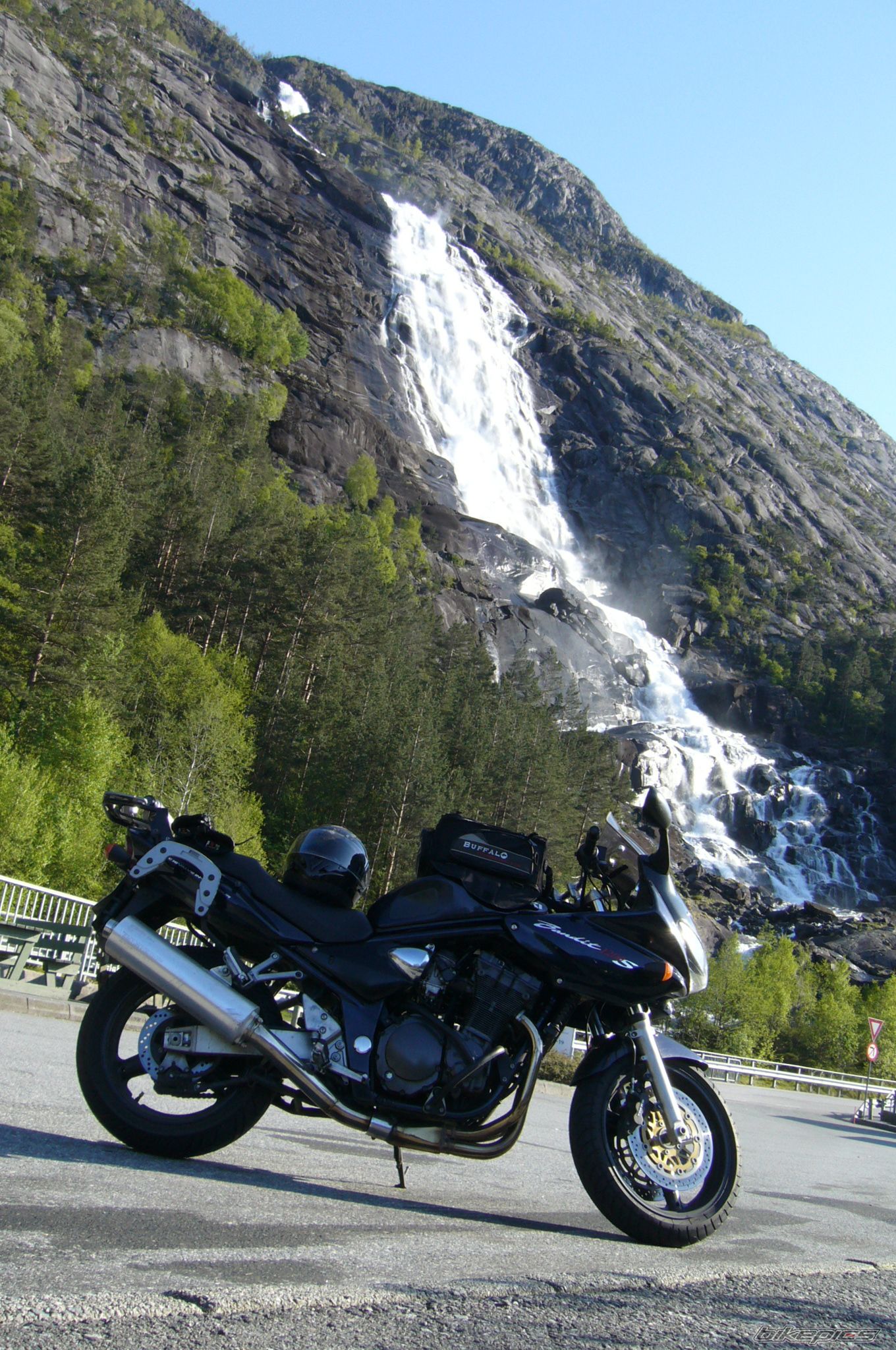 Bike Photo 1665949