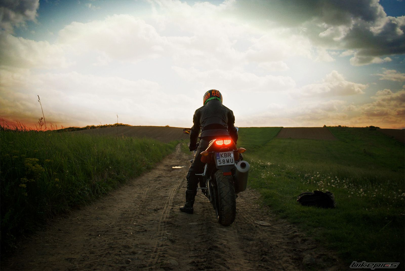 Bike Photo 1666424