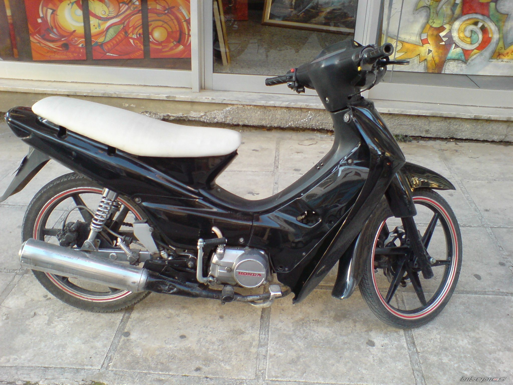 Photo 1666442