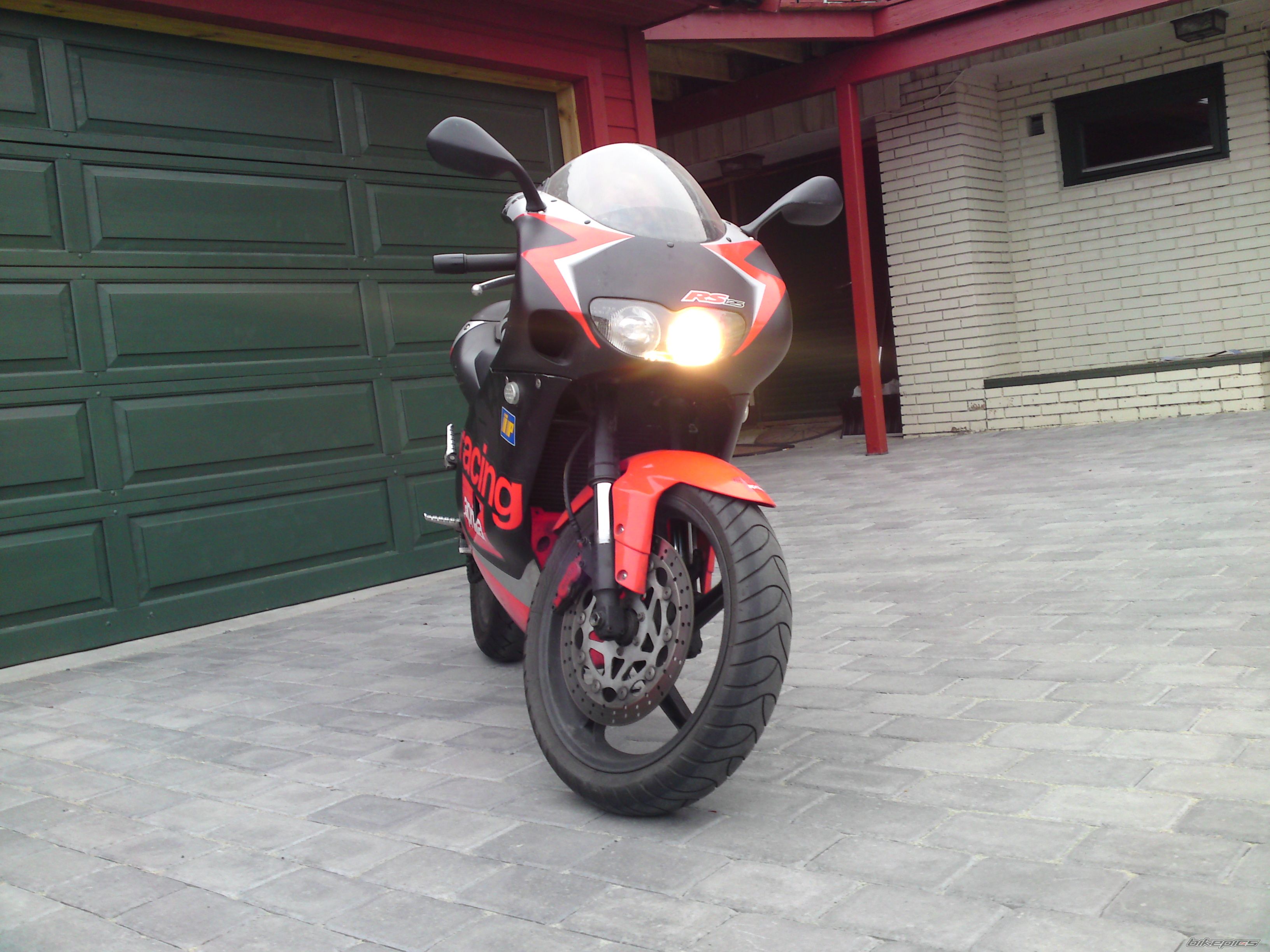 Photo 1666471