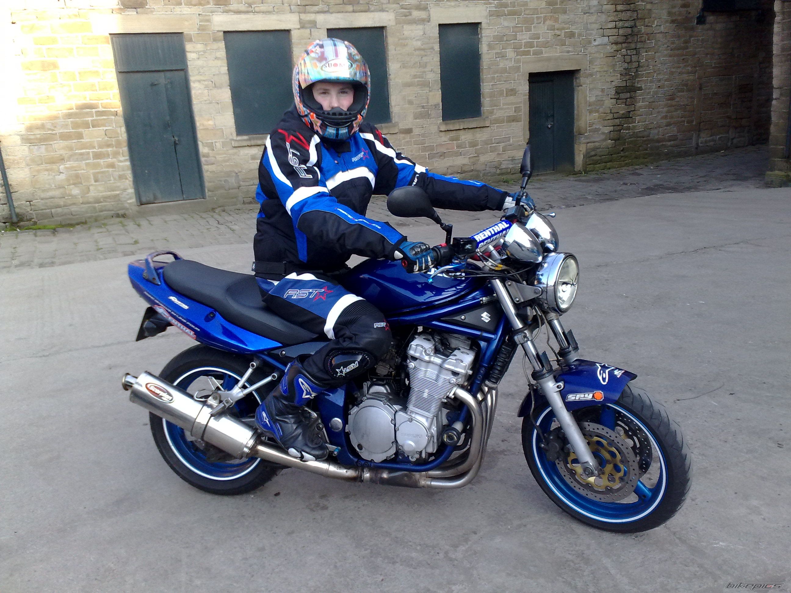 Photo 1666537