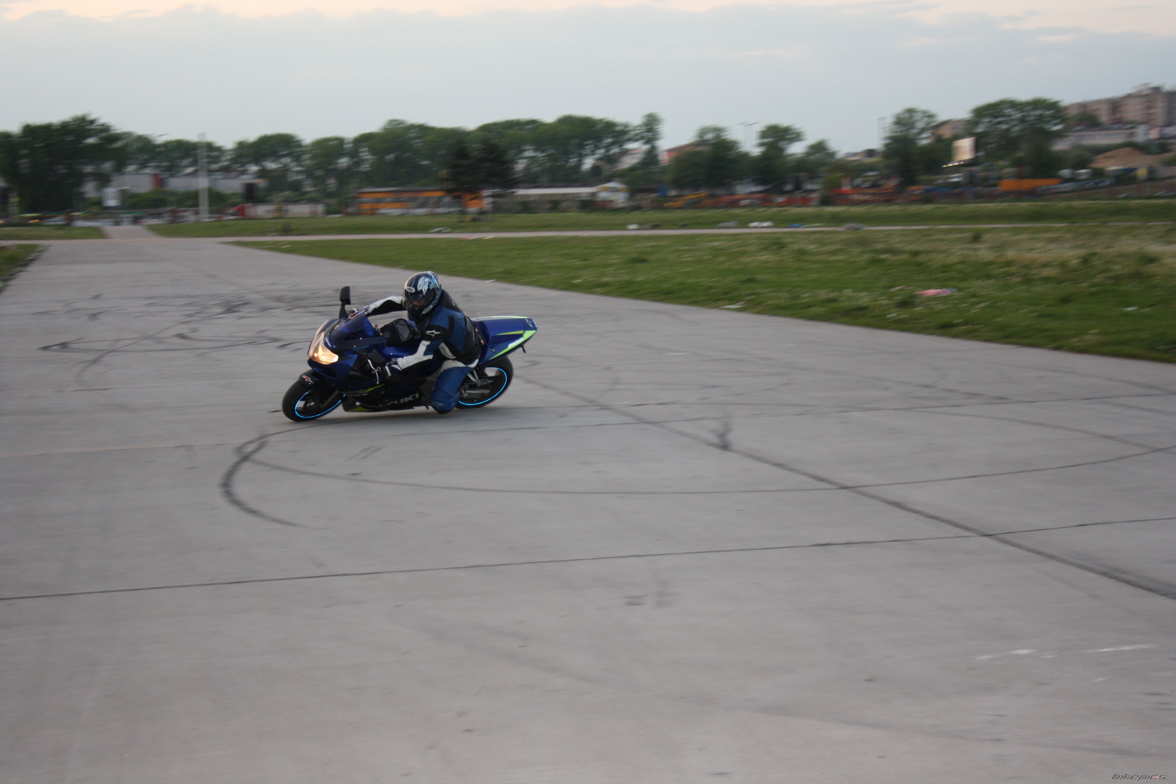 Bike Photo 1666598