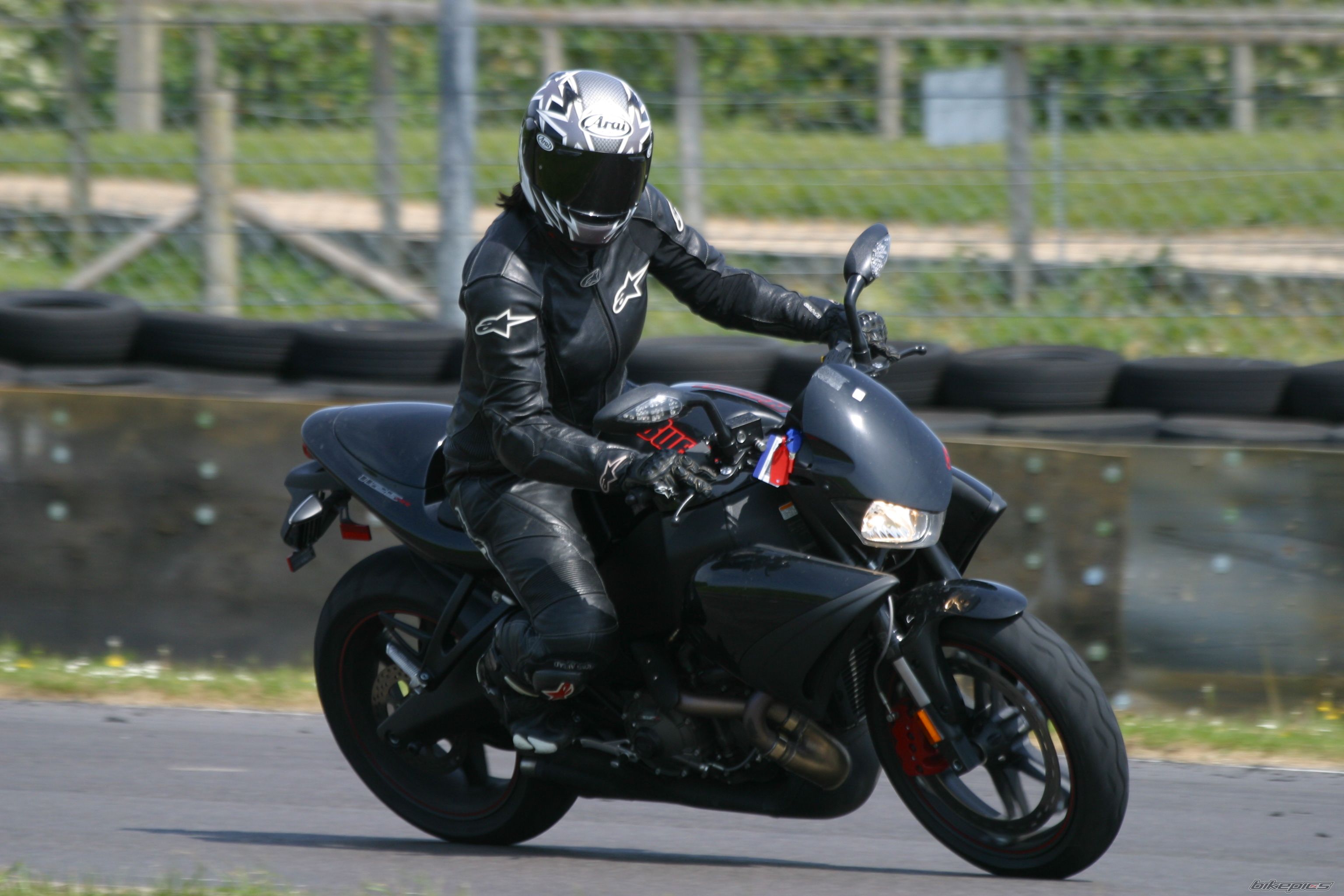Bike Photo 1666954