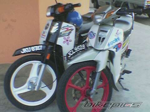 Photo 1666985