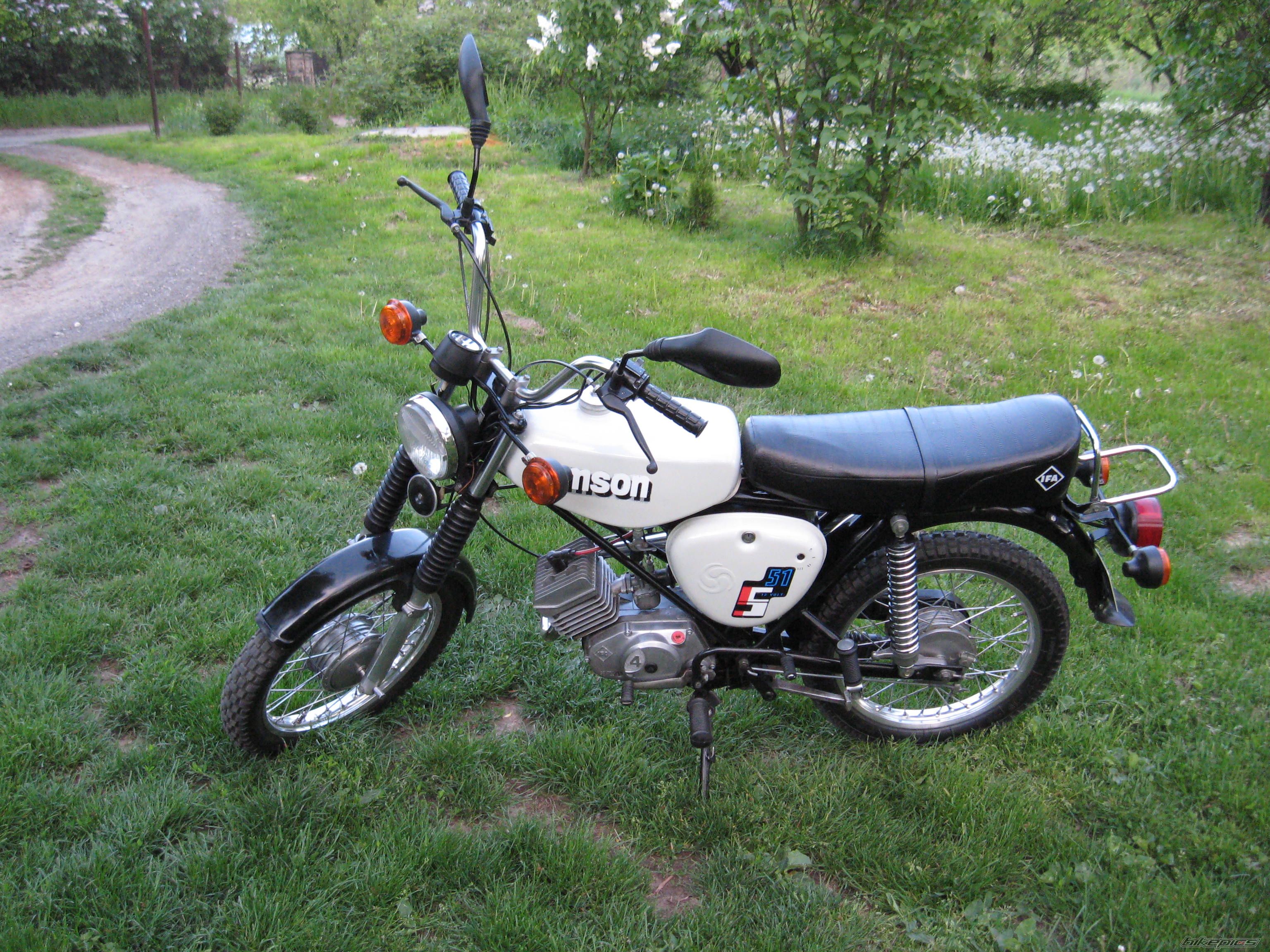 Photo 1667292