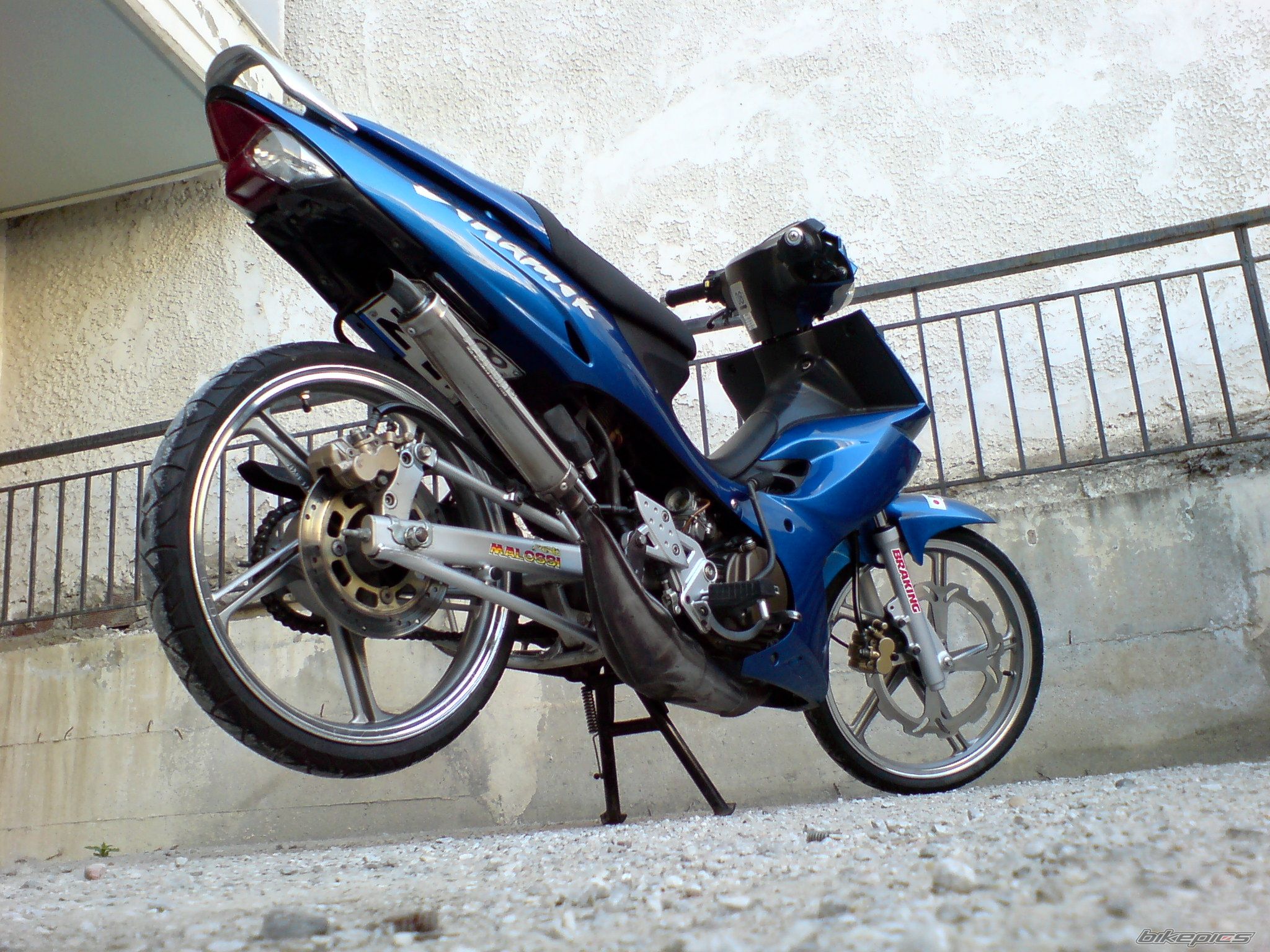 Photo 1667393