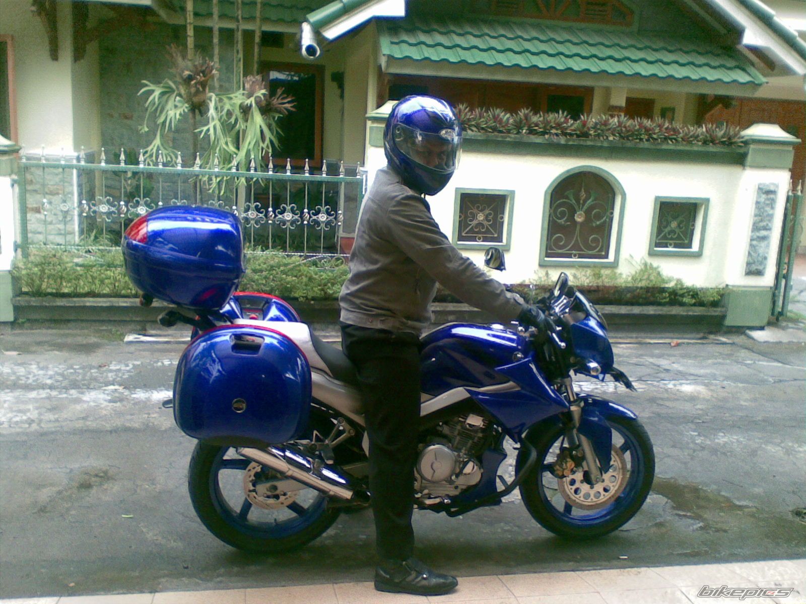Photo 1667677