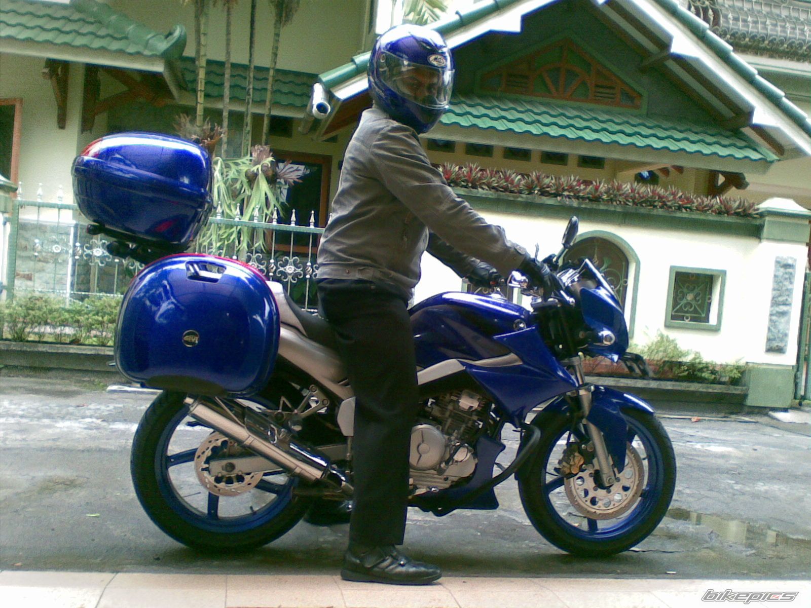 Photo 1667678