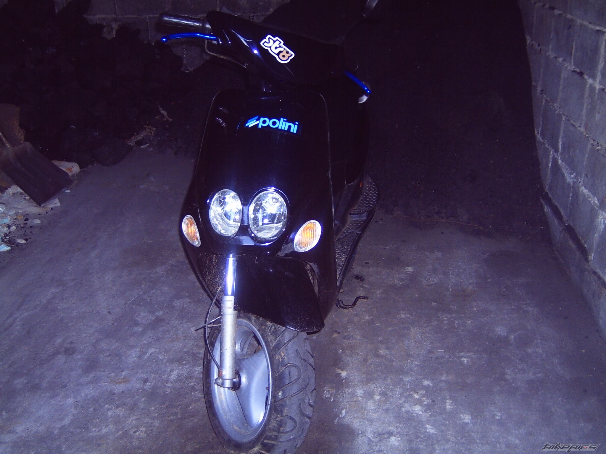 Photo 1667689