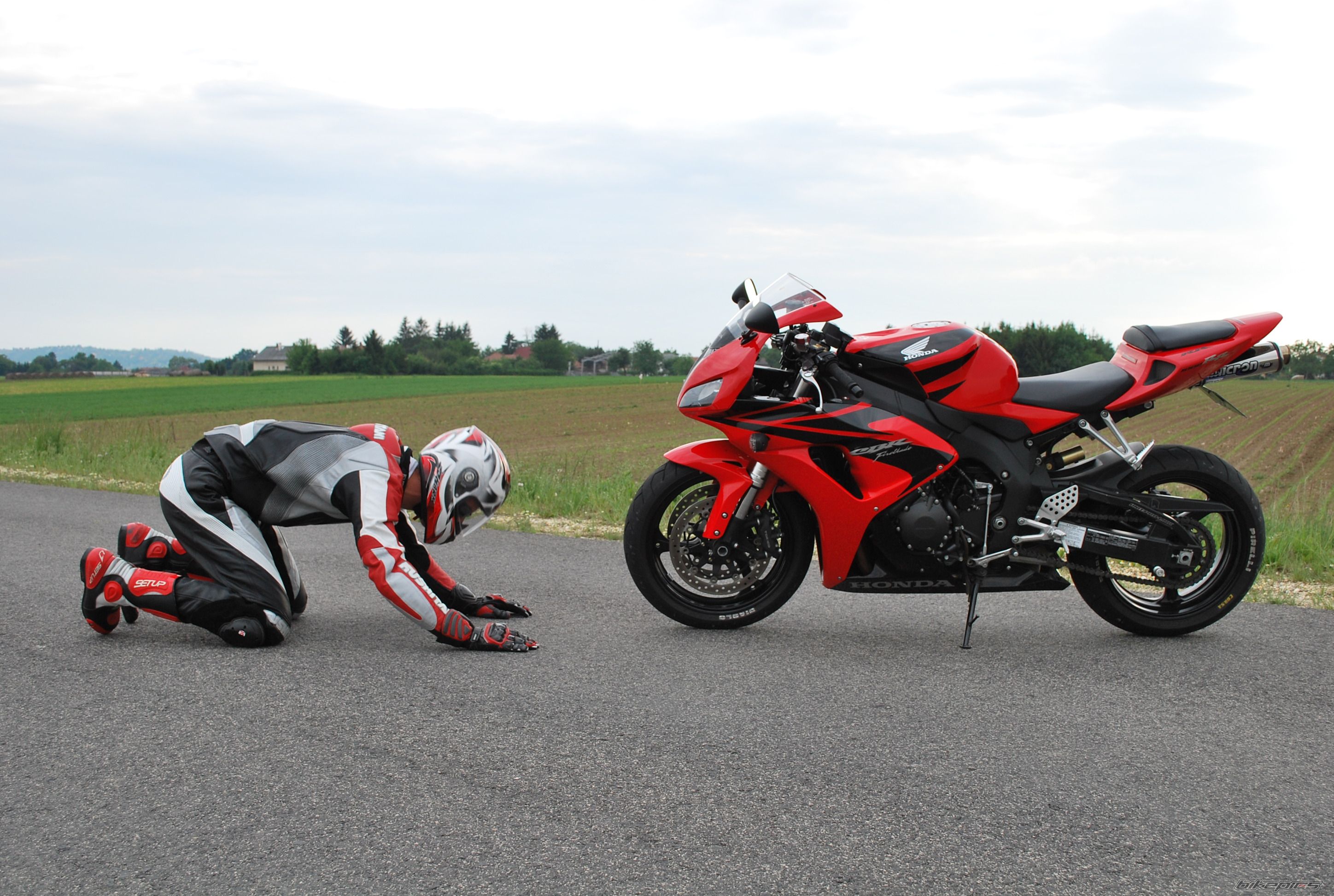 Bike Photo 1668176