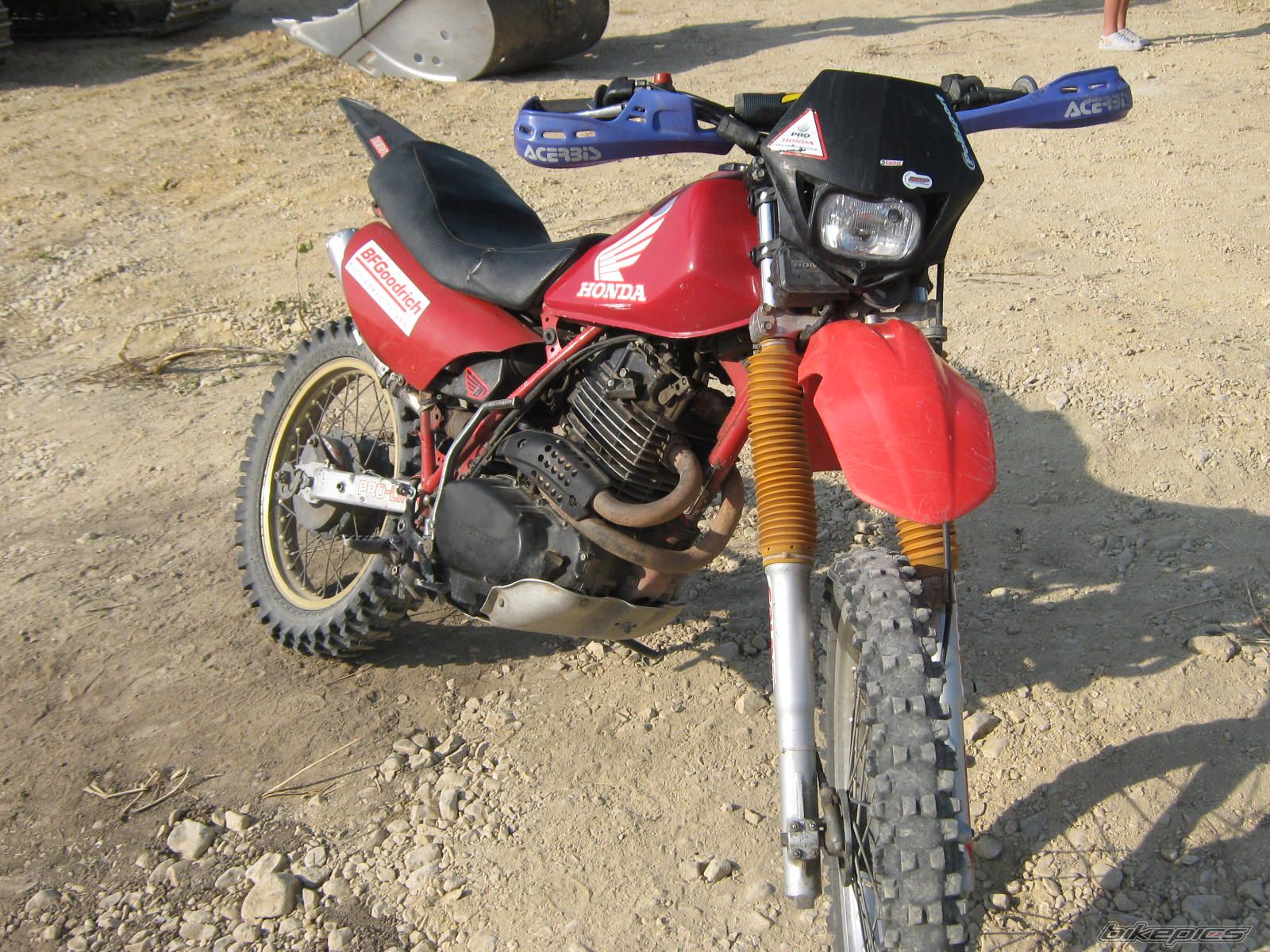 Photo 1668735
