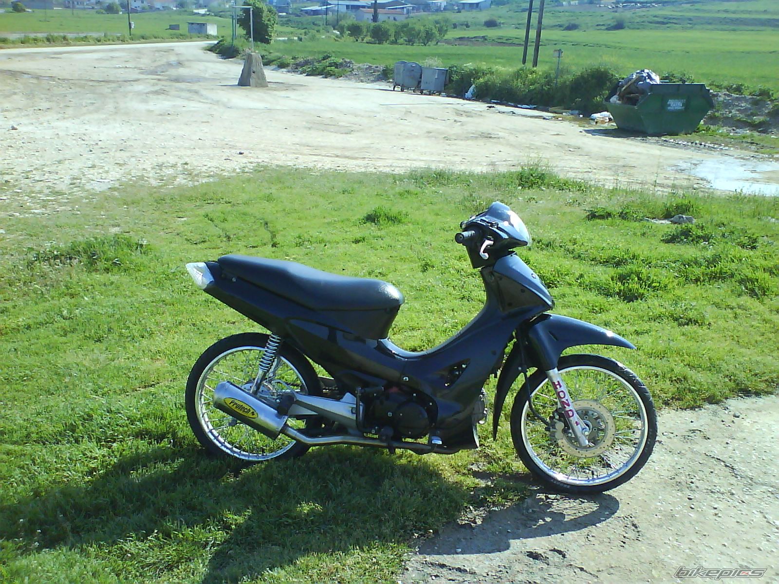 Photo 1668834
