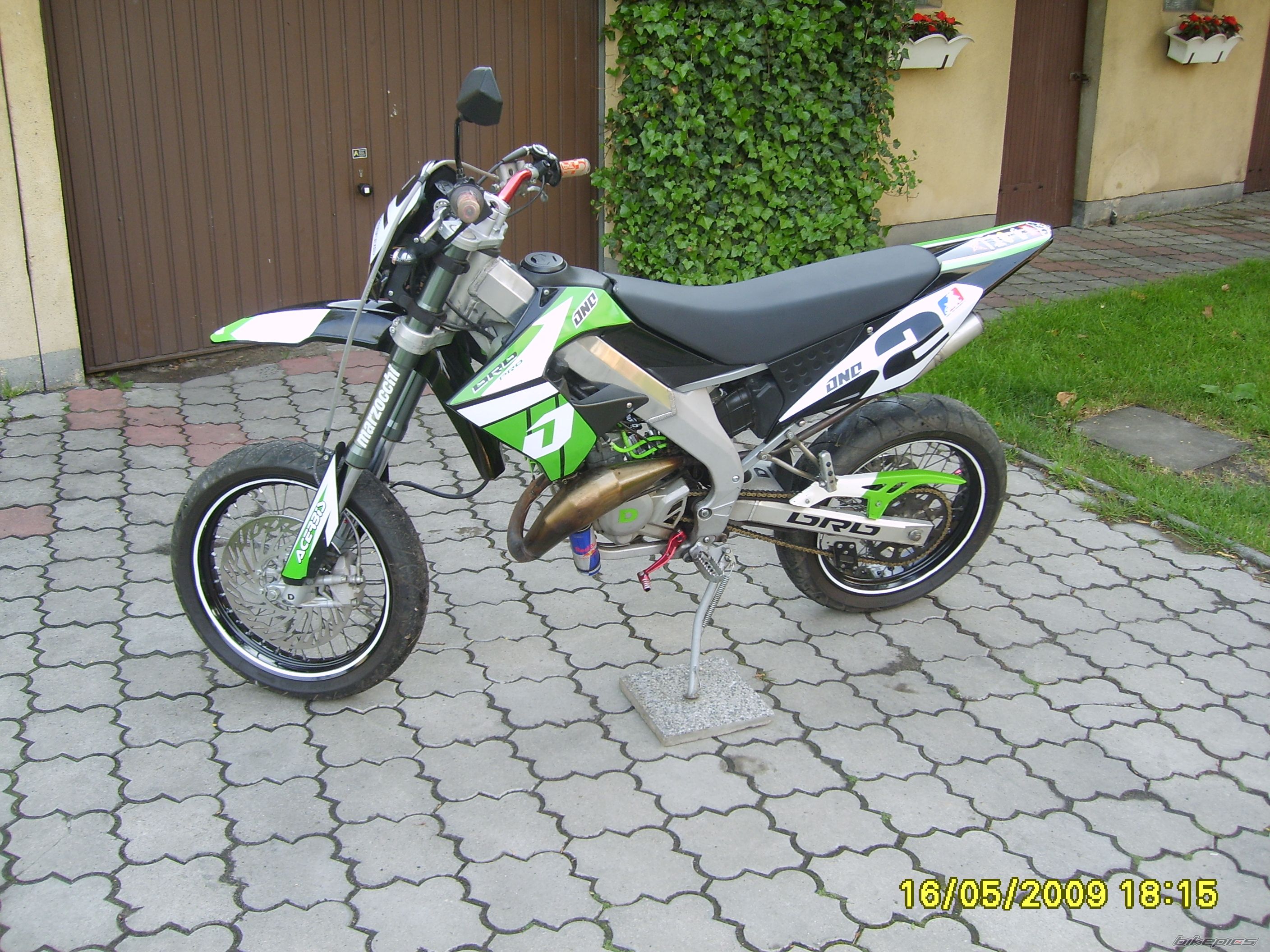 Bike Photo 1669106