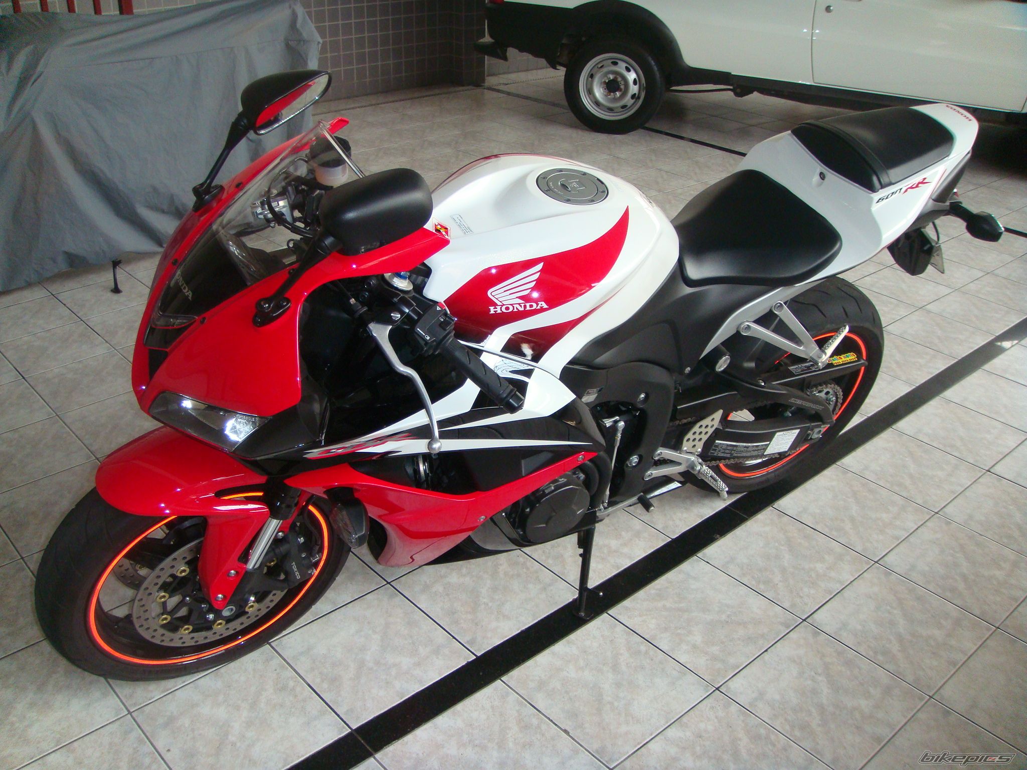 Photo 1669436
