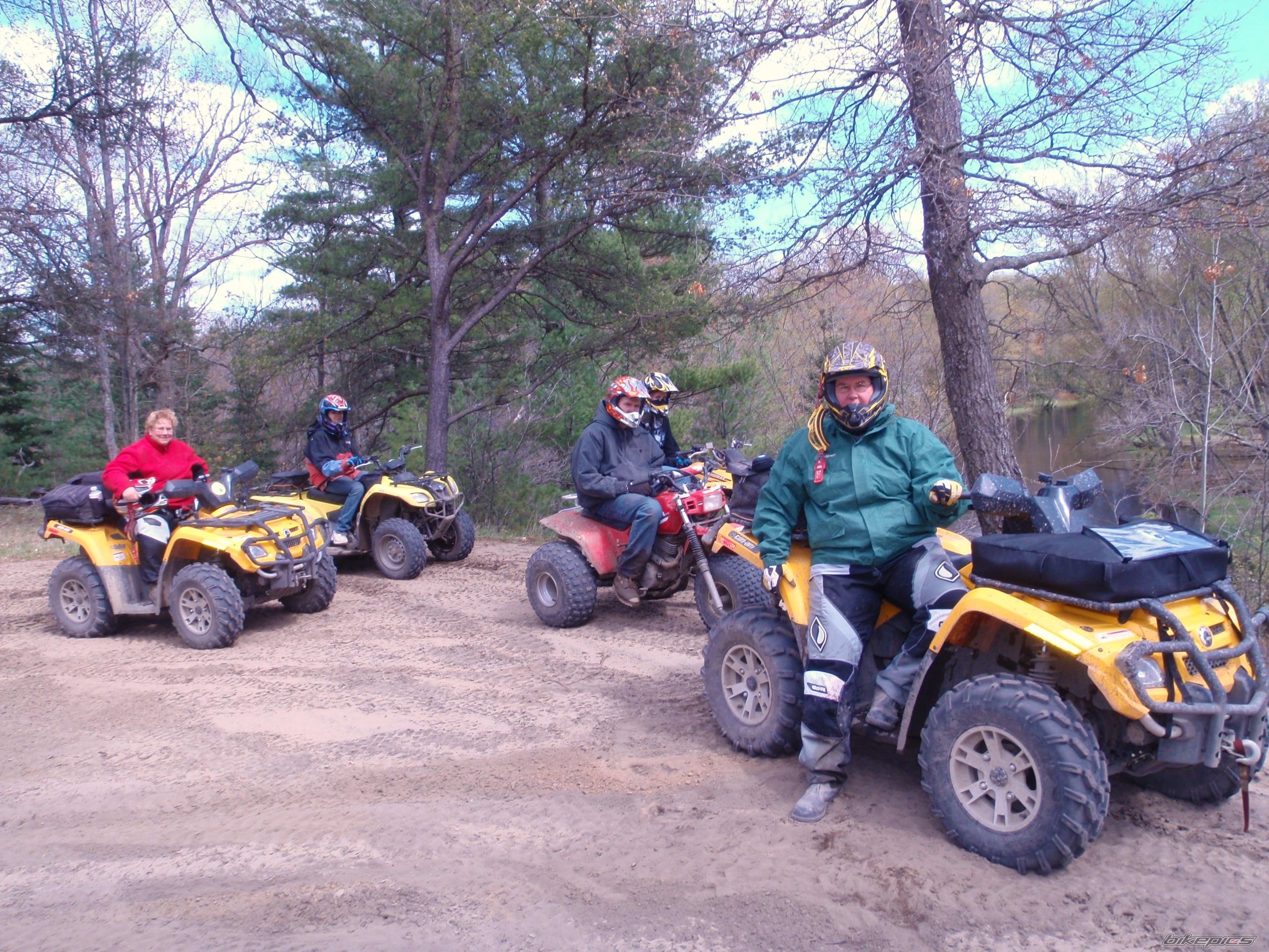 Photo 1669437