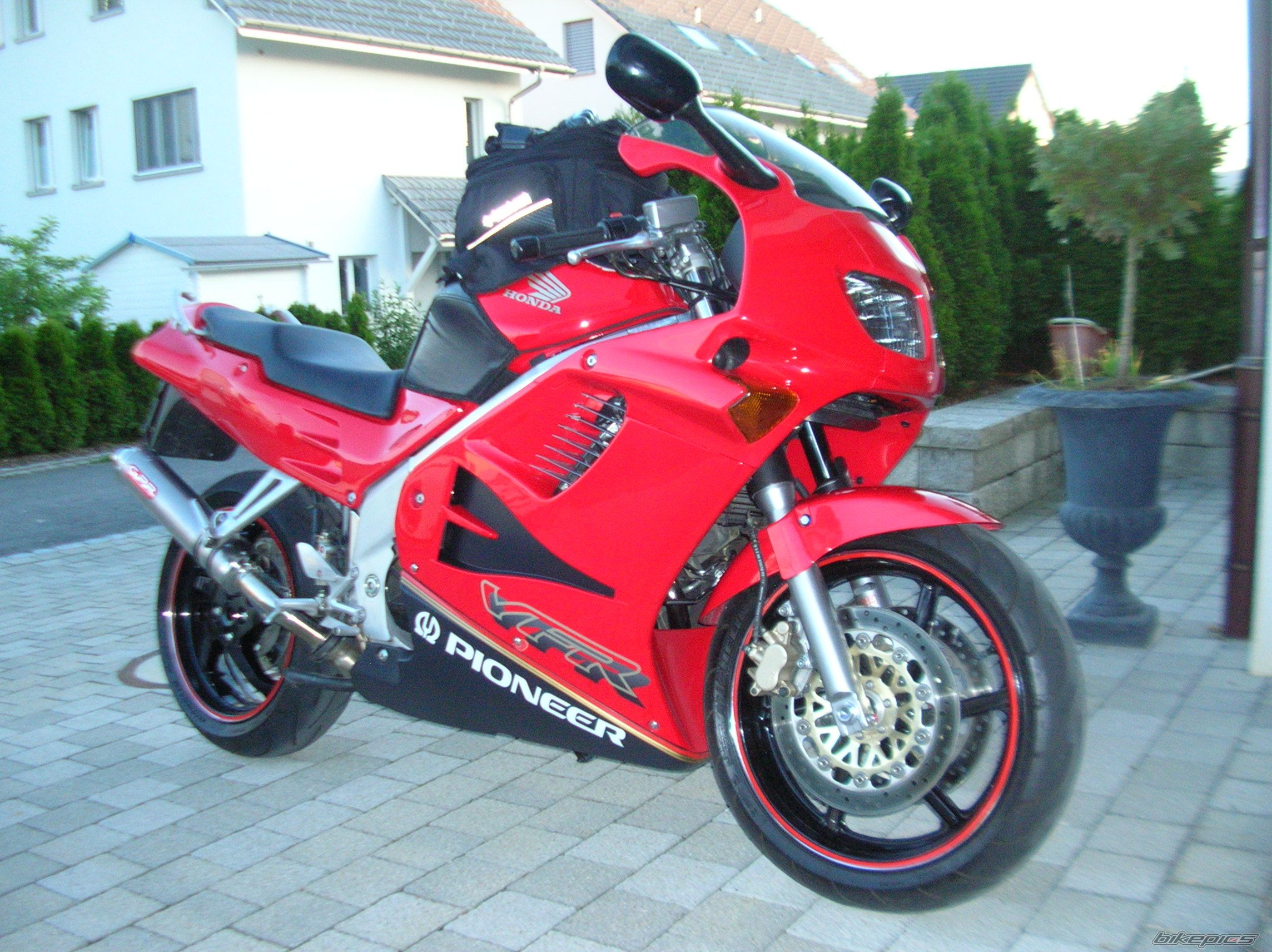 Bike Photo 1669536