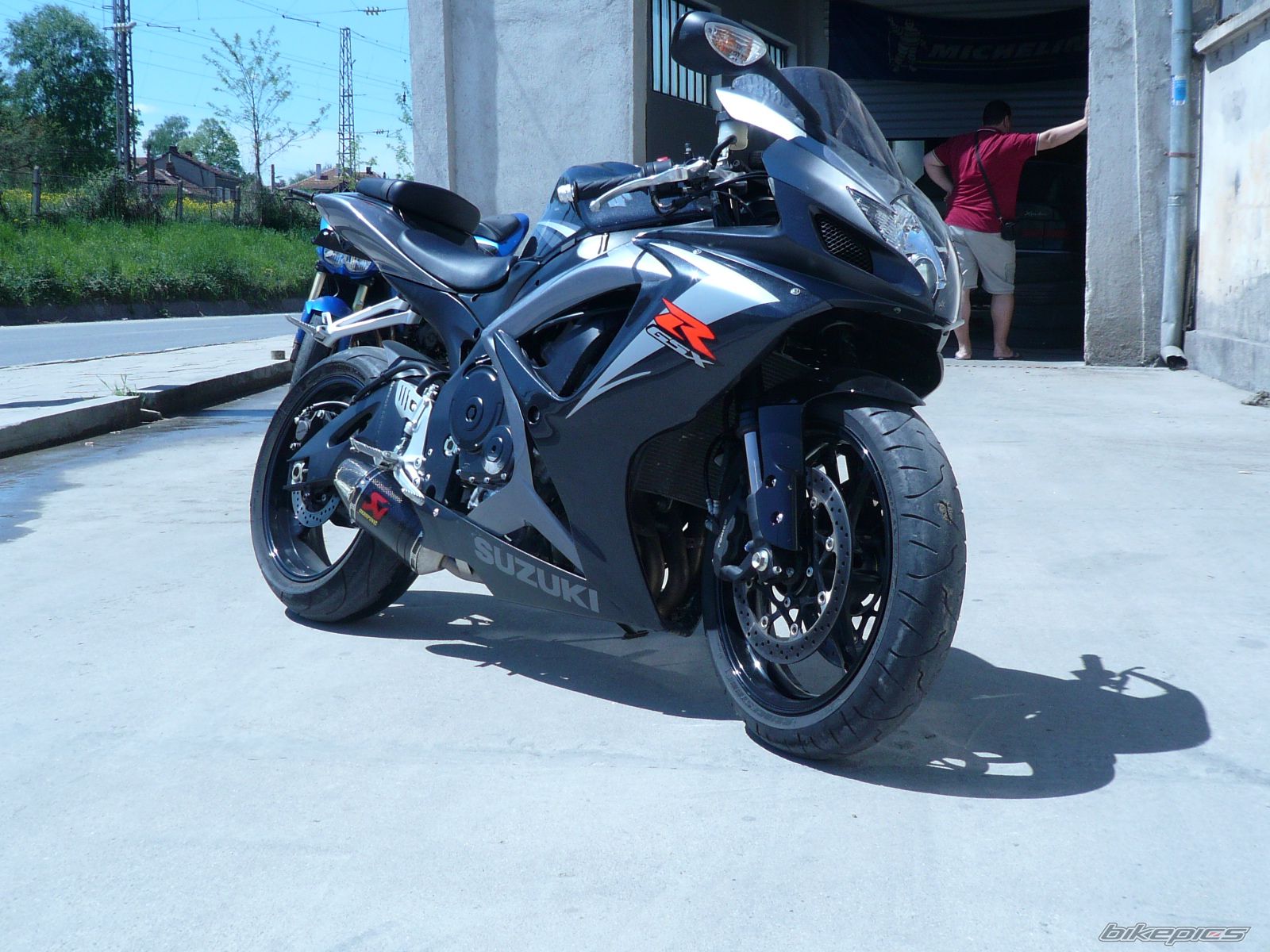 Bike Photo 1669705