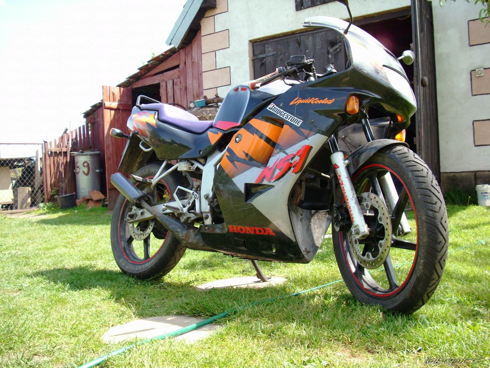 Photo 1669794
