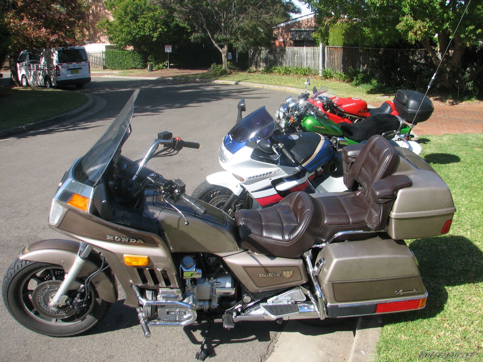 Bike Photo 1669850