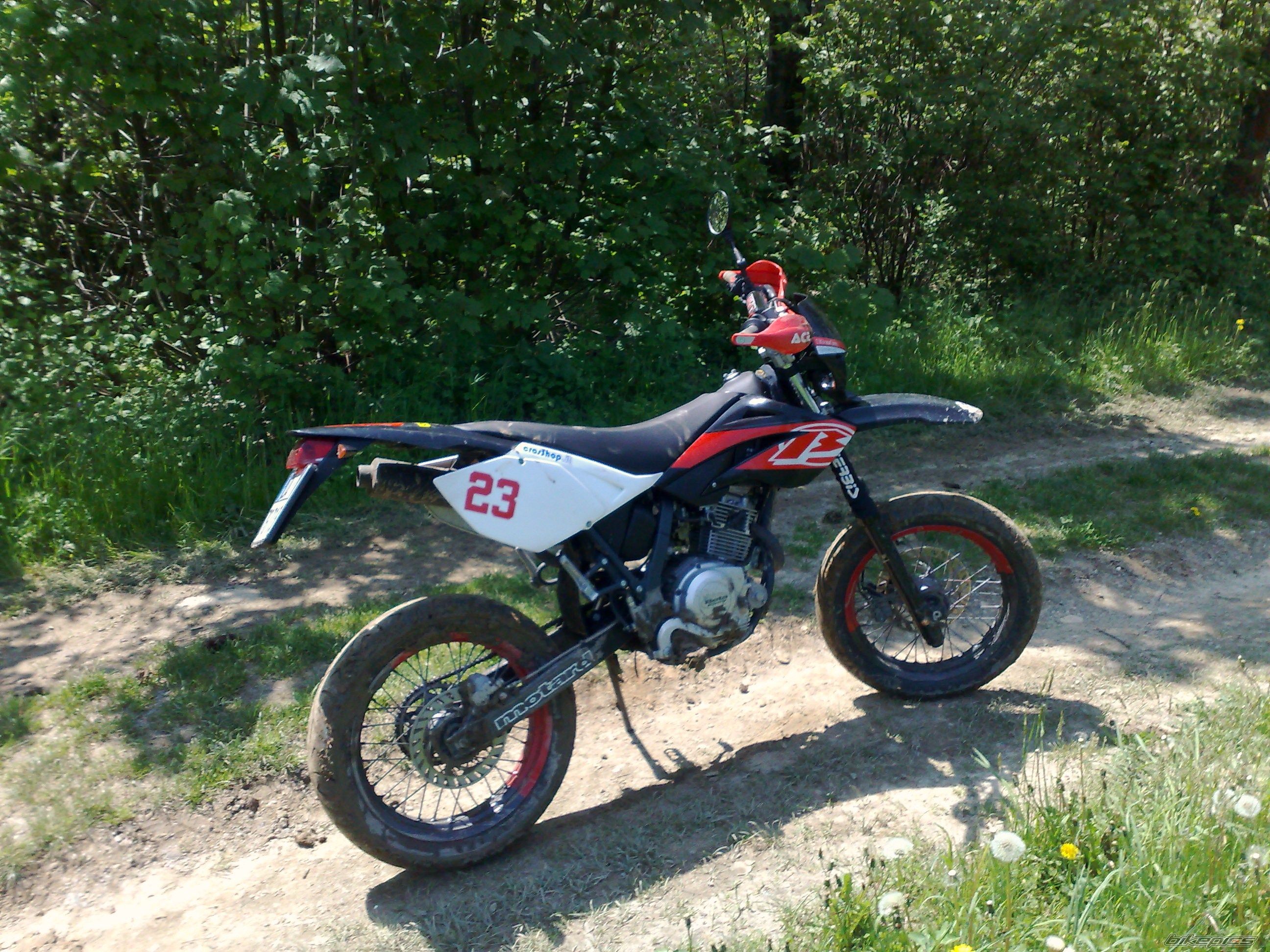 Photo 1669945