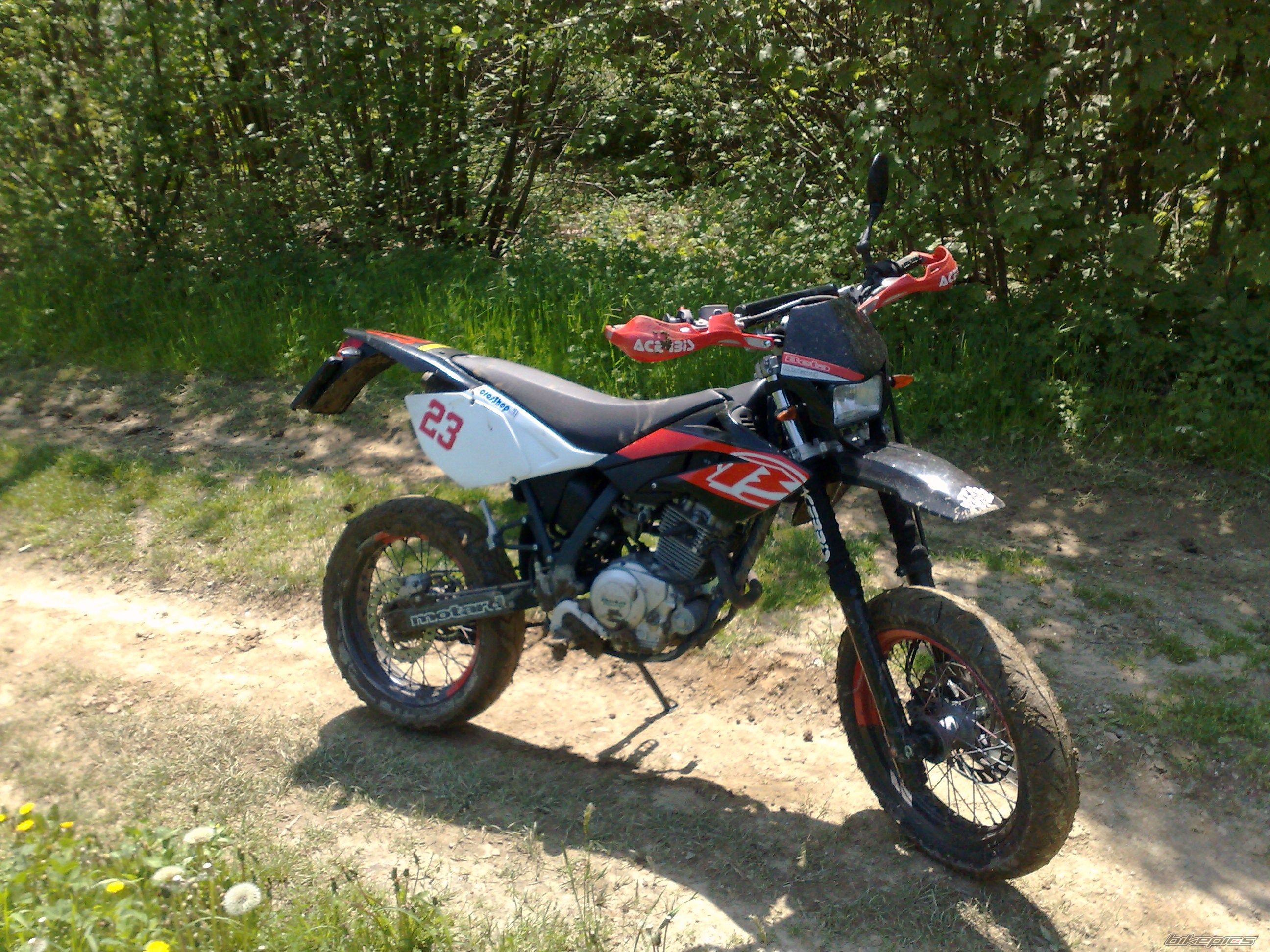 Photo 1669950