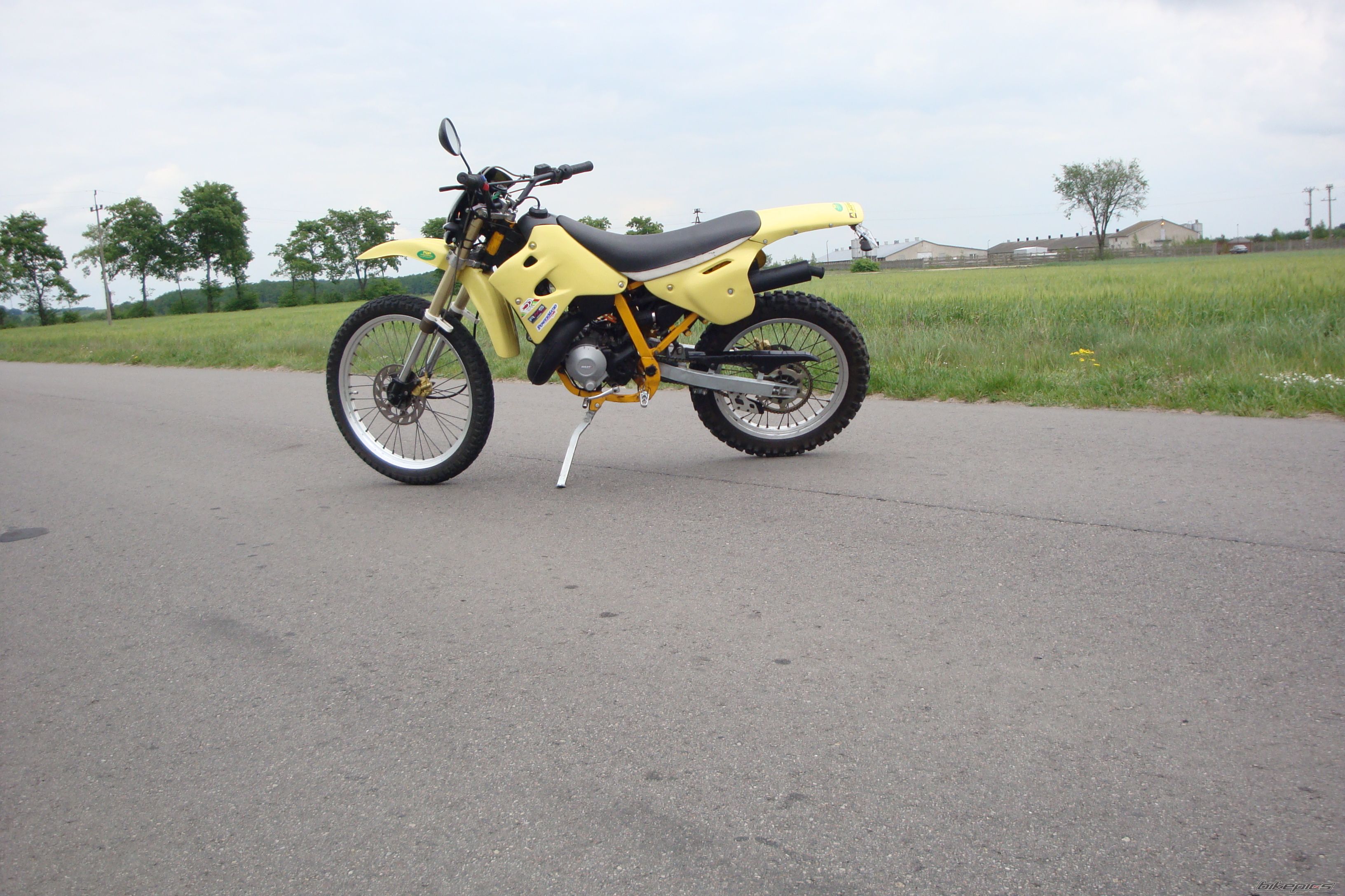 Bike Photo 1670528