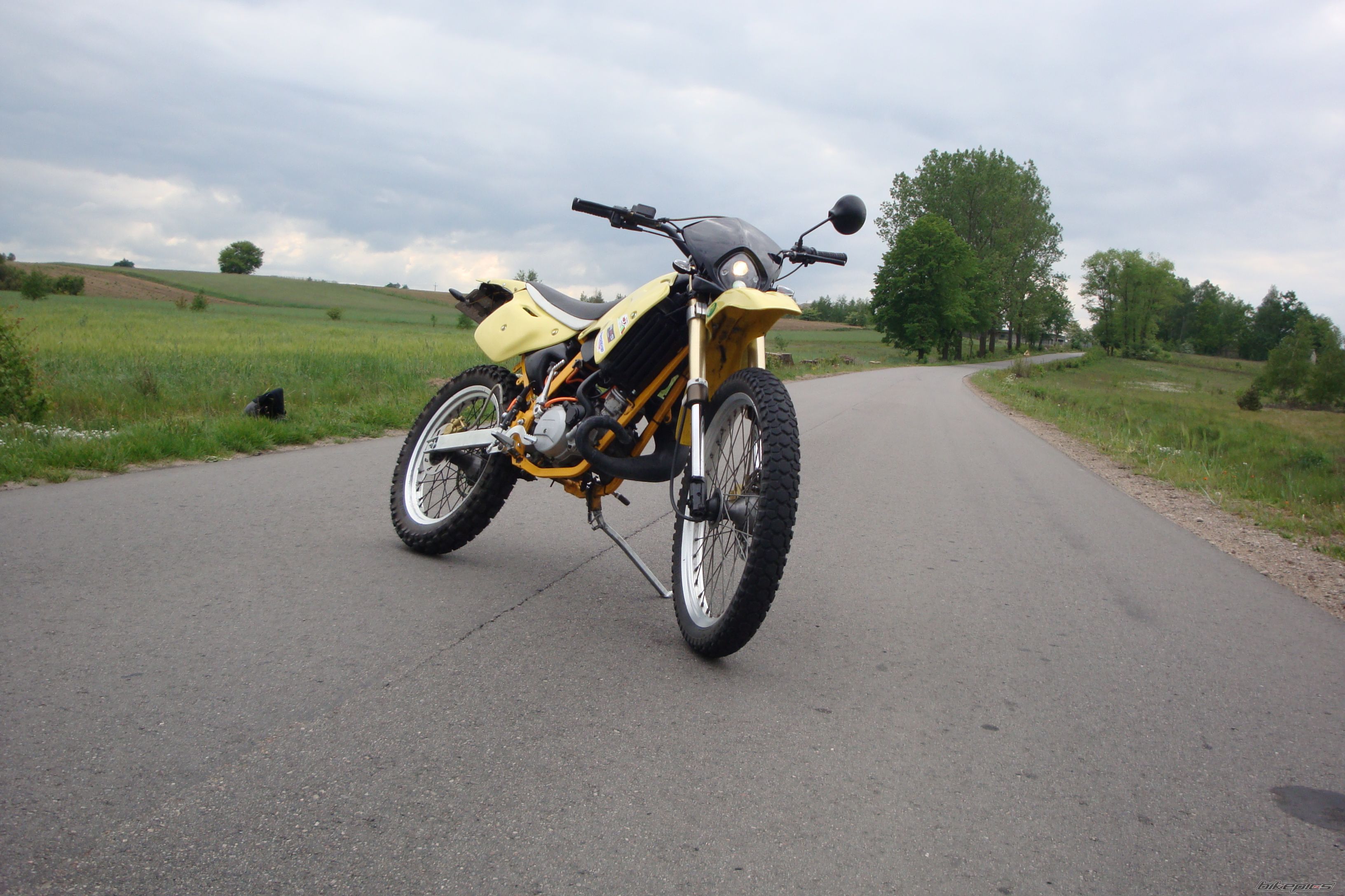 Bike Photo 1670533