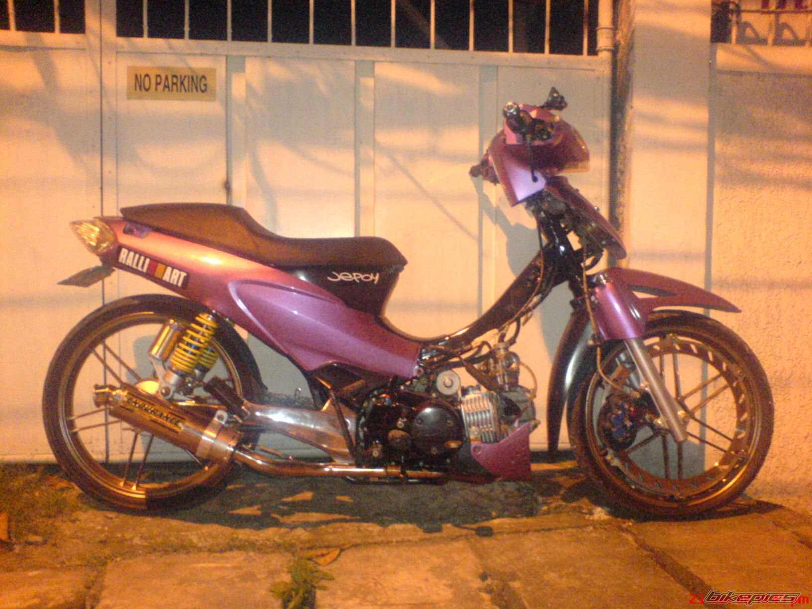 Photo 1670942