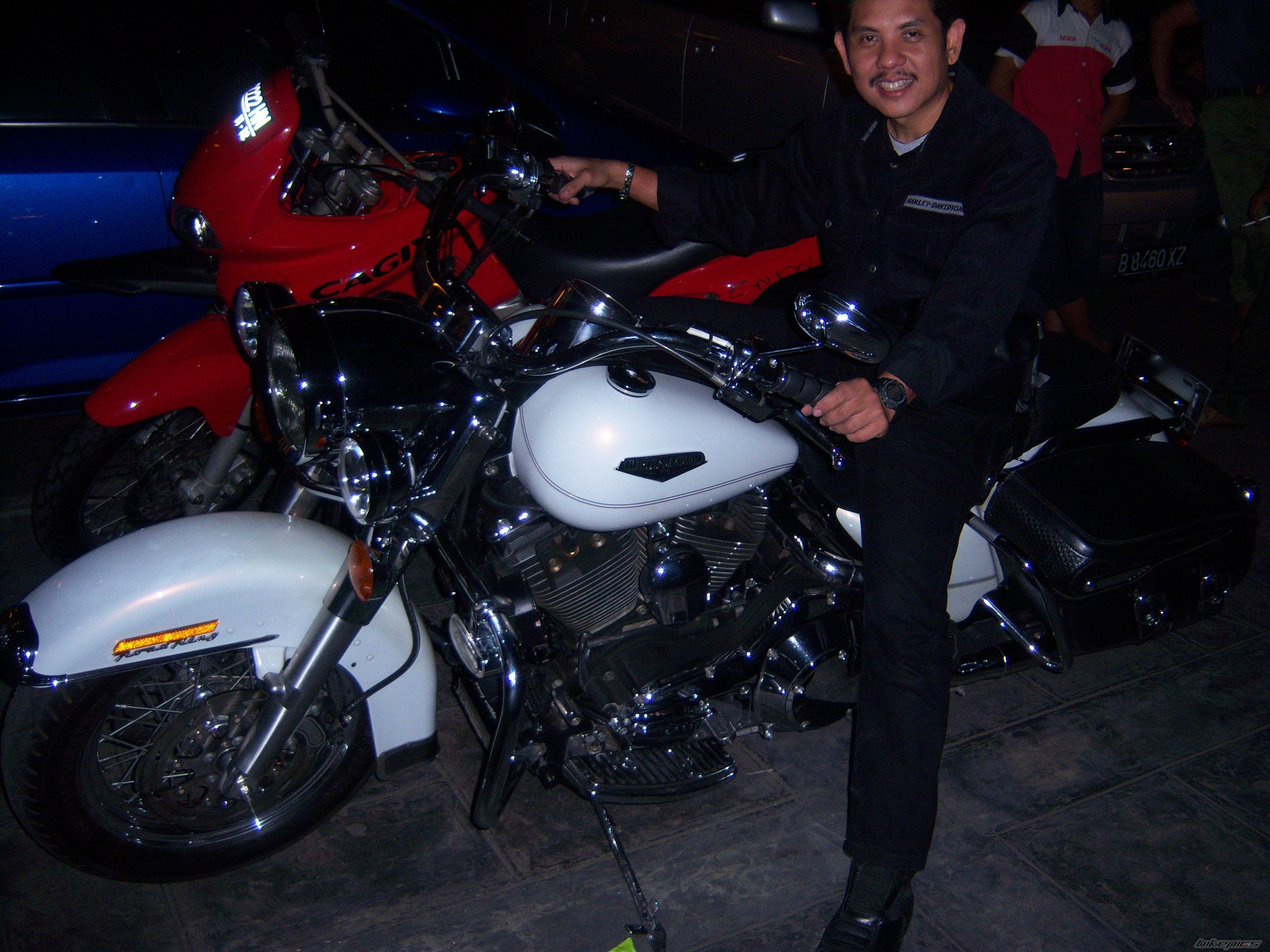 Bike Photo 1672038