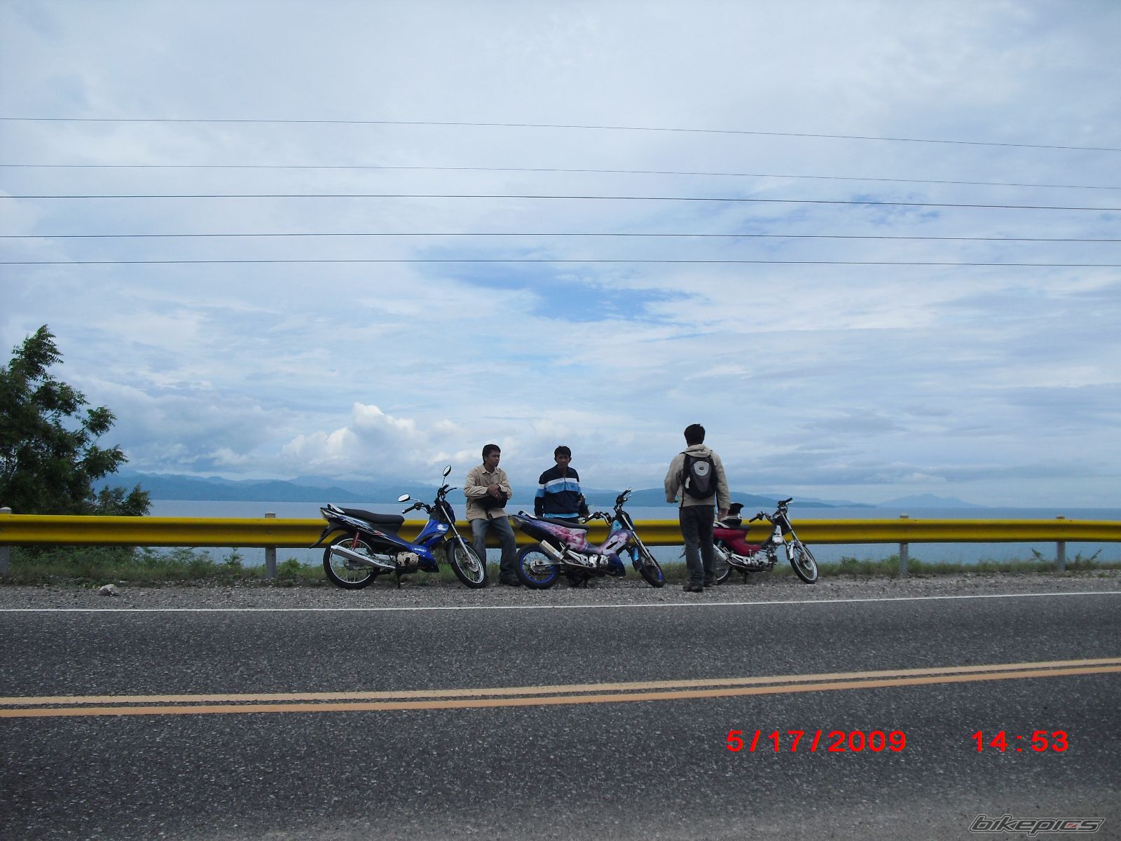 Photo 1672098