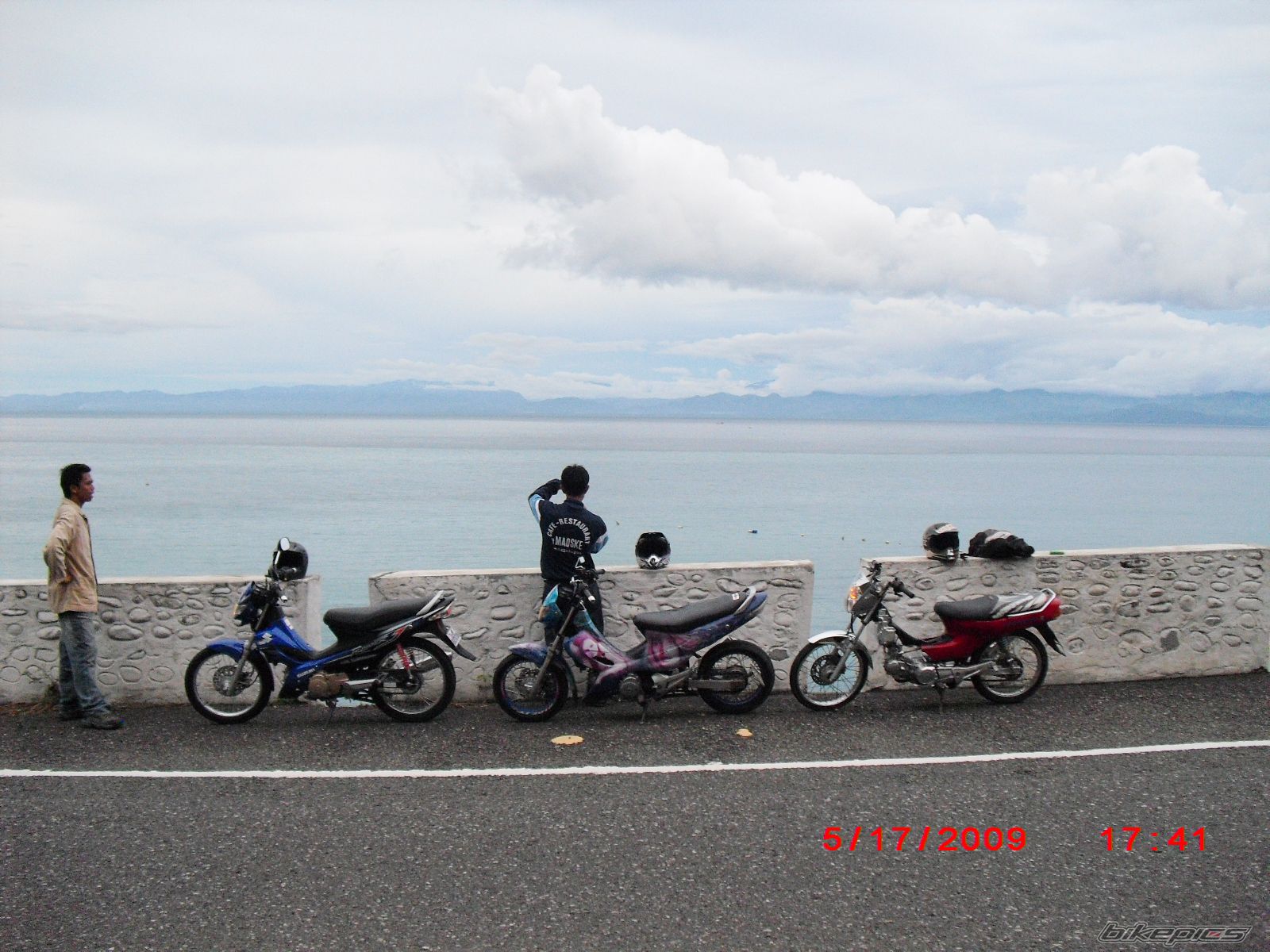 Photo 1672155