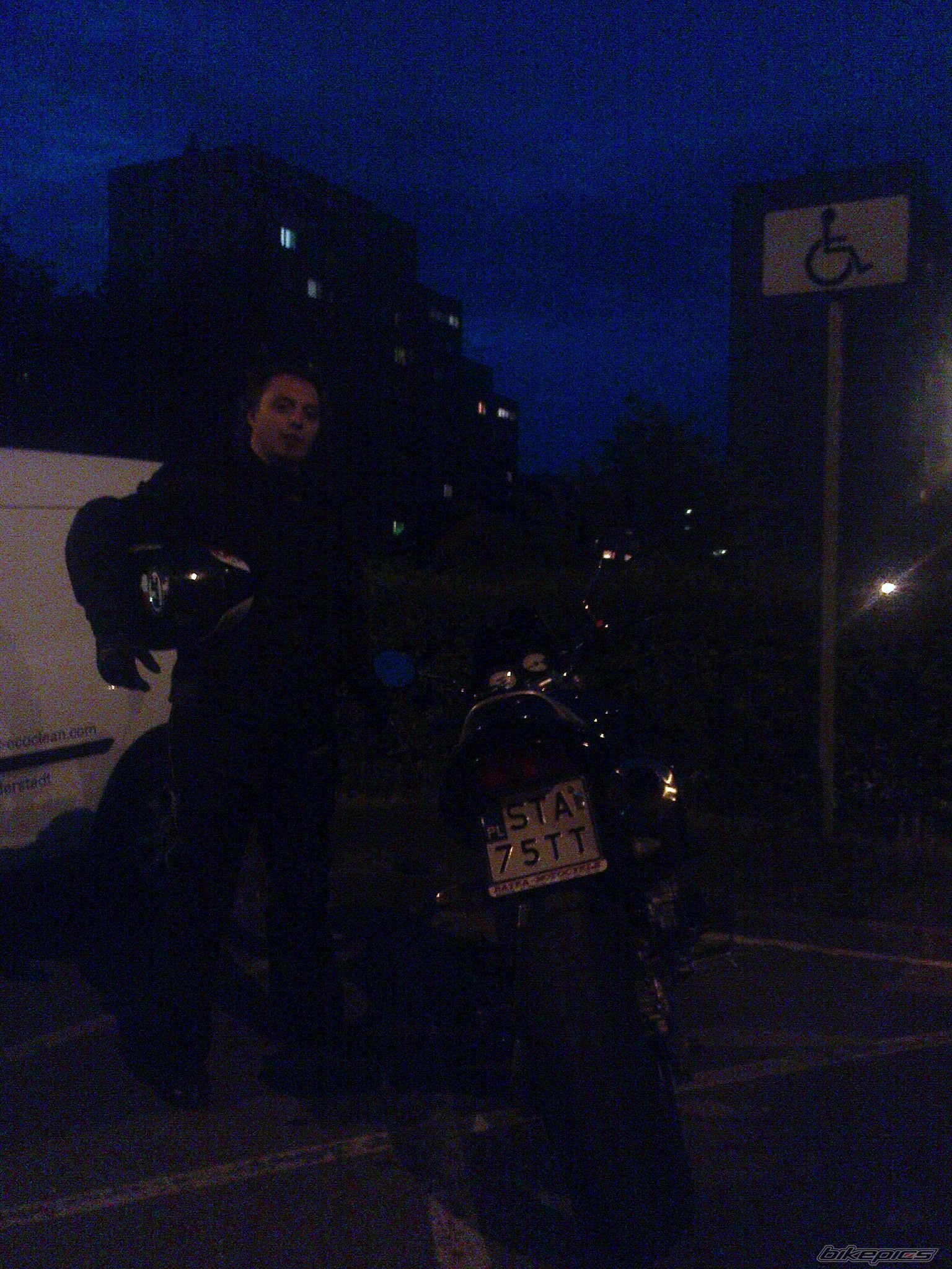 Photo 1672215