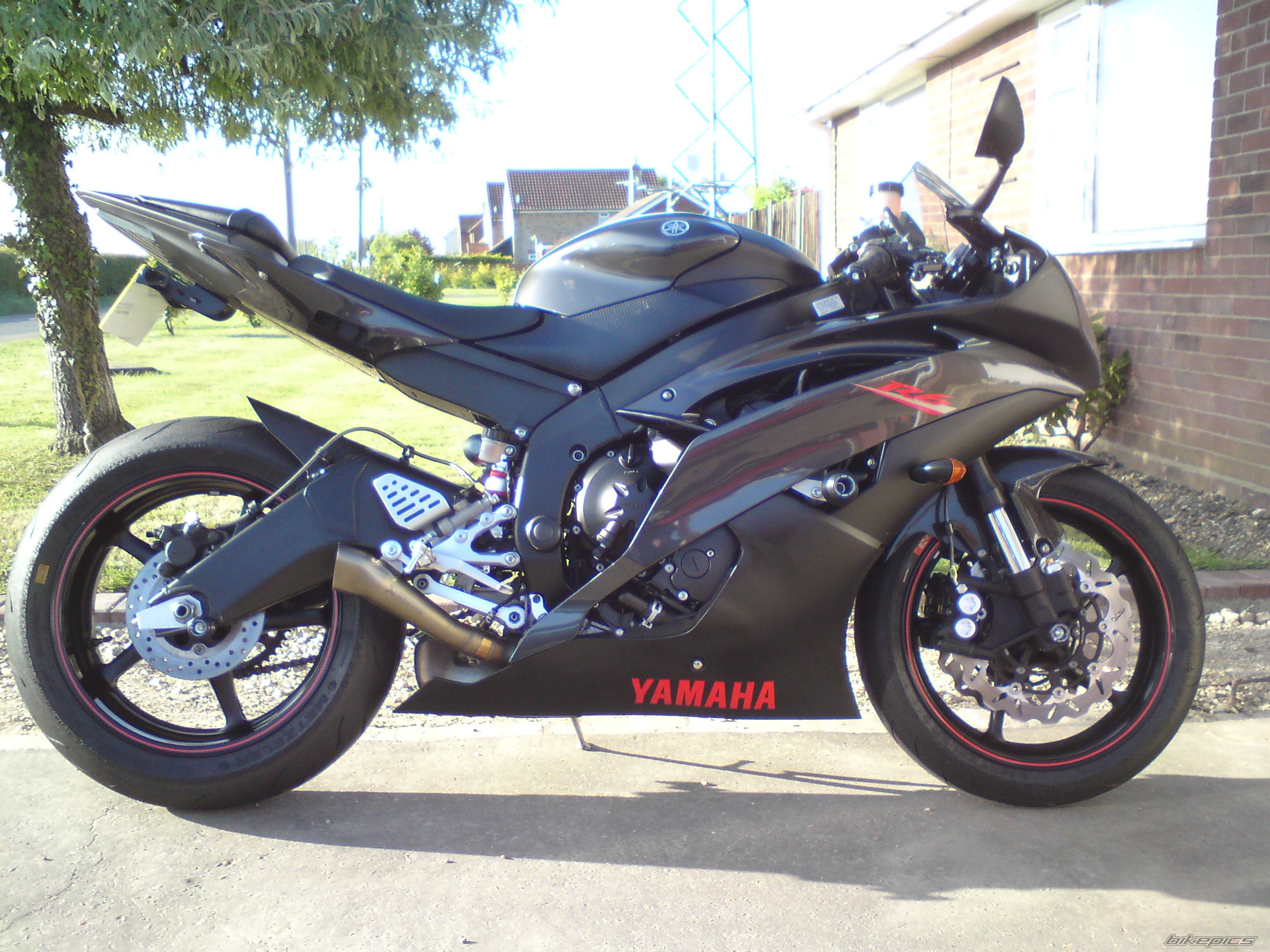 Photo 1672216