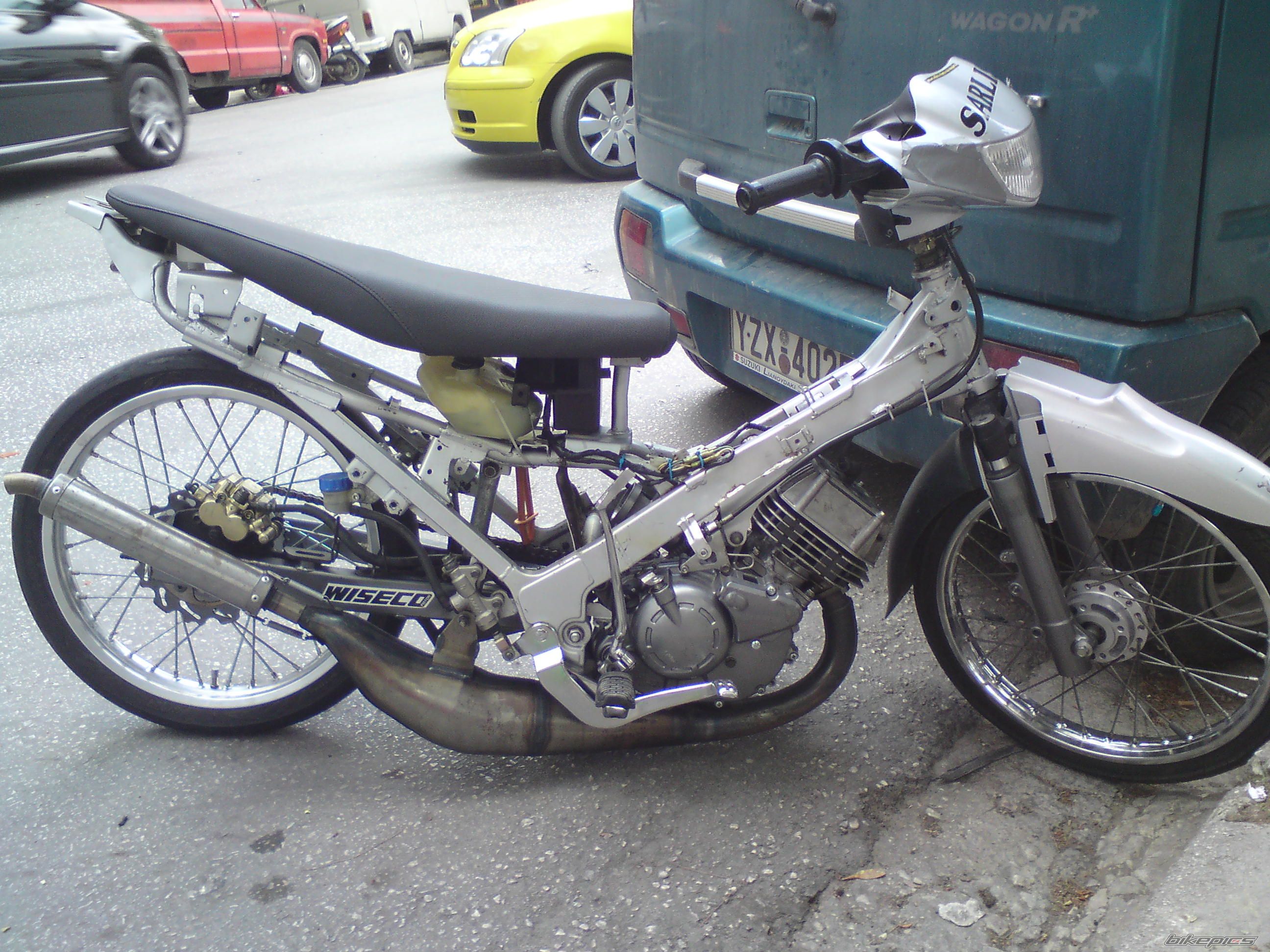 Photo 1672233
