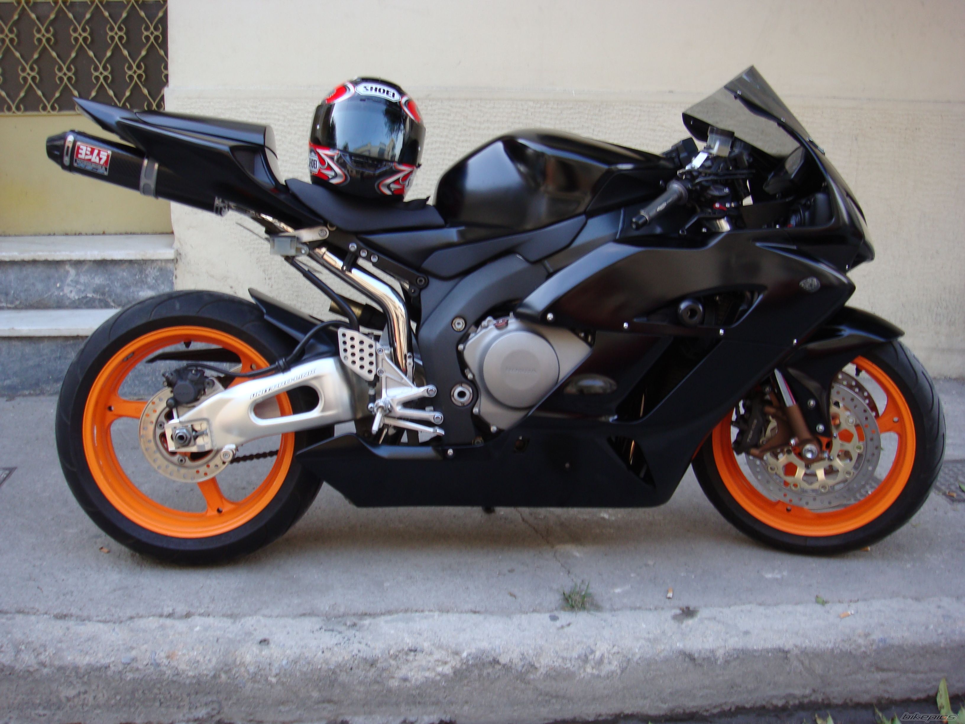 Photo 1672238