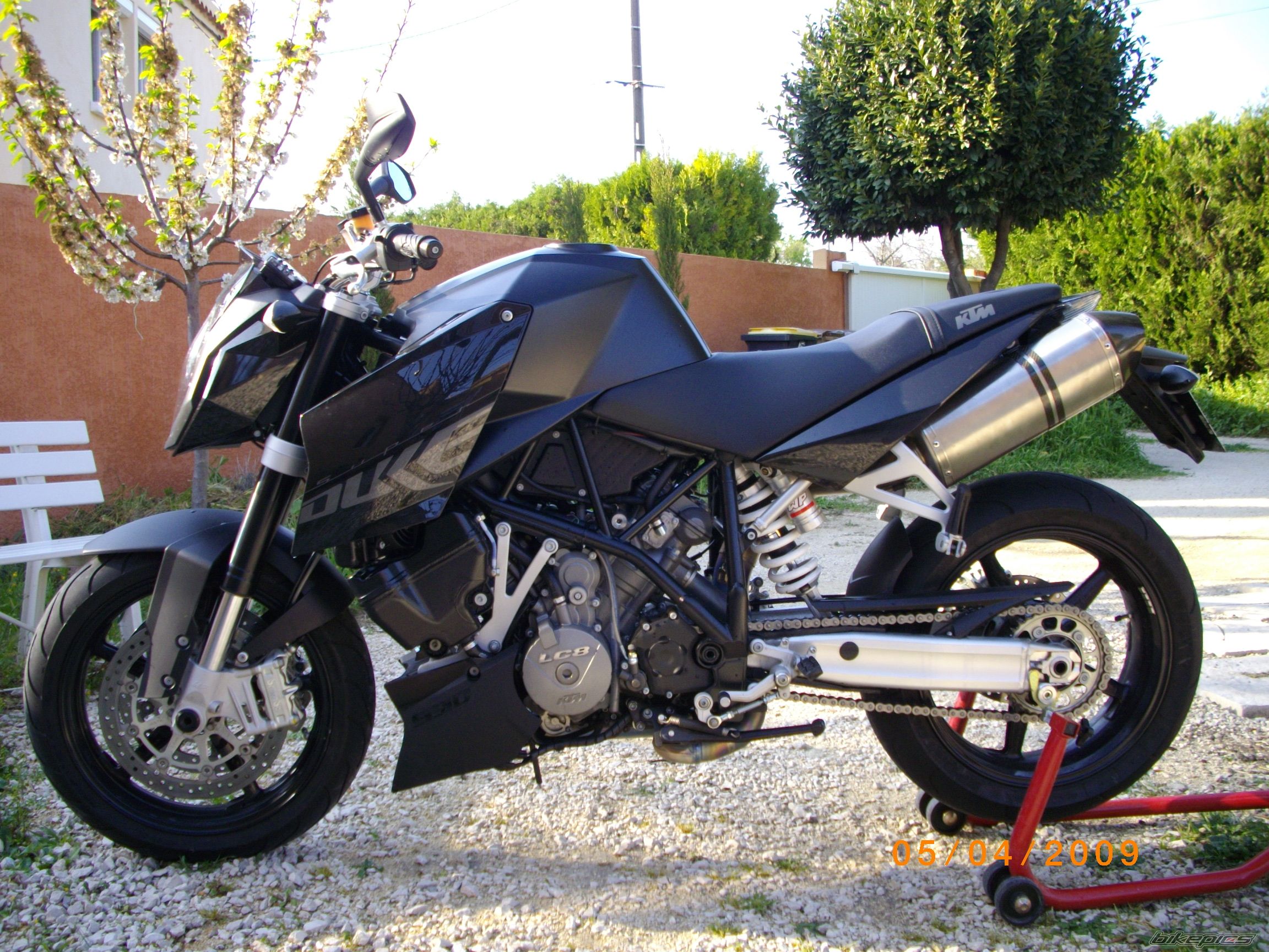 Photo 1672239