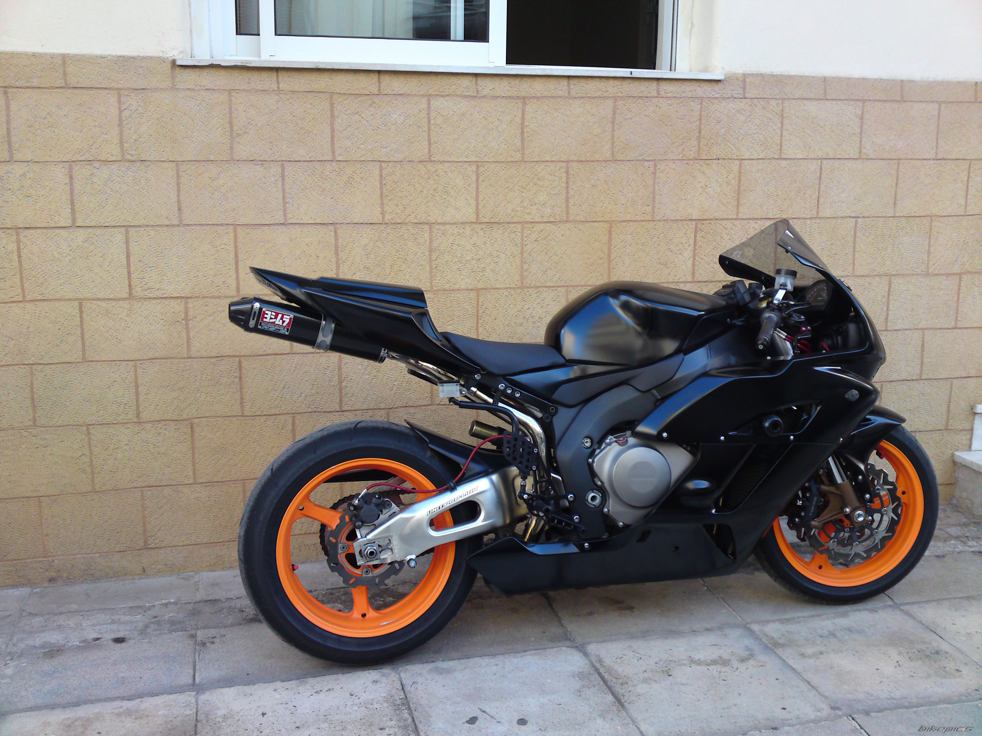 Photo 1672240