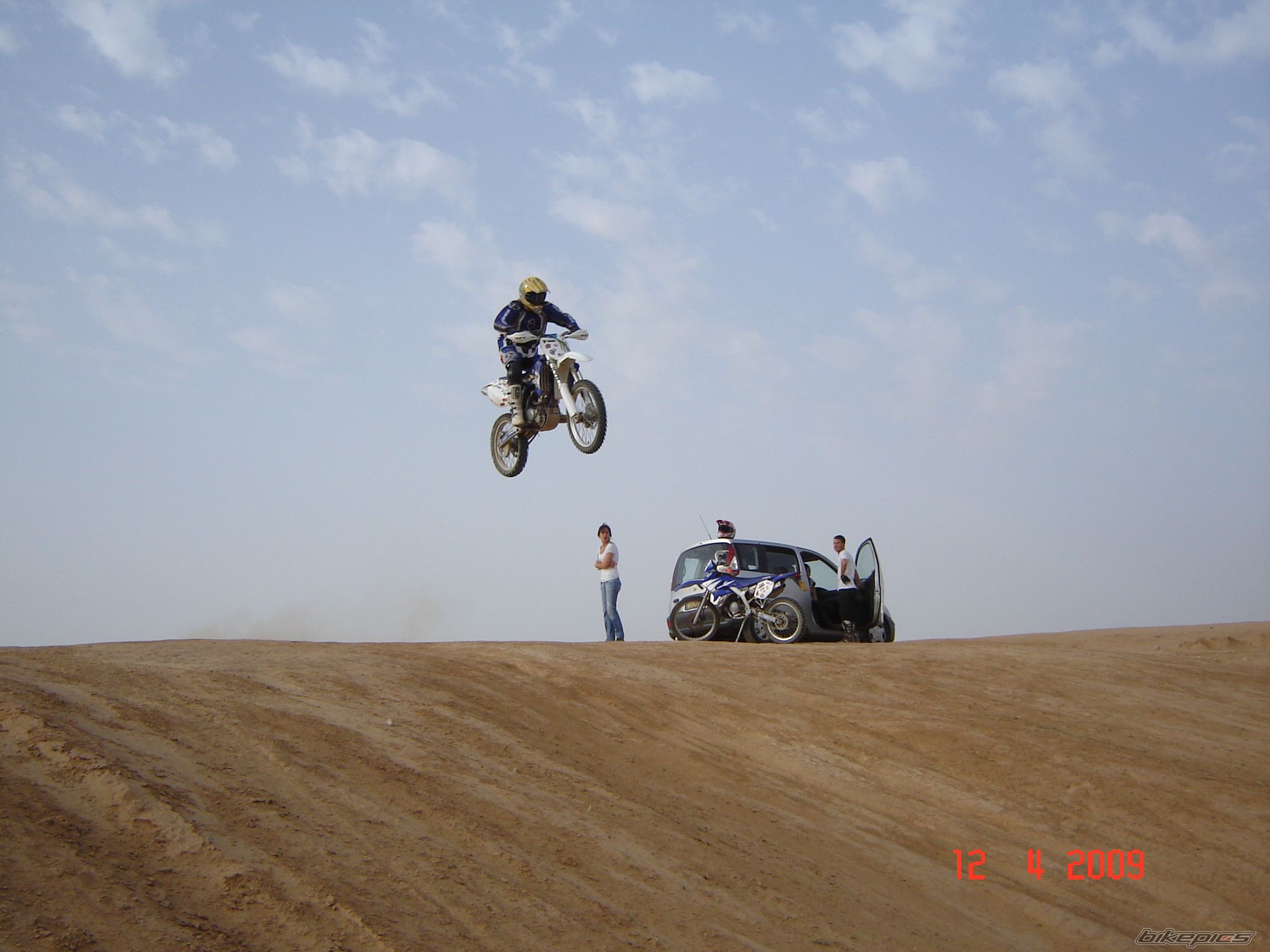 Photo 1672244