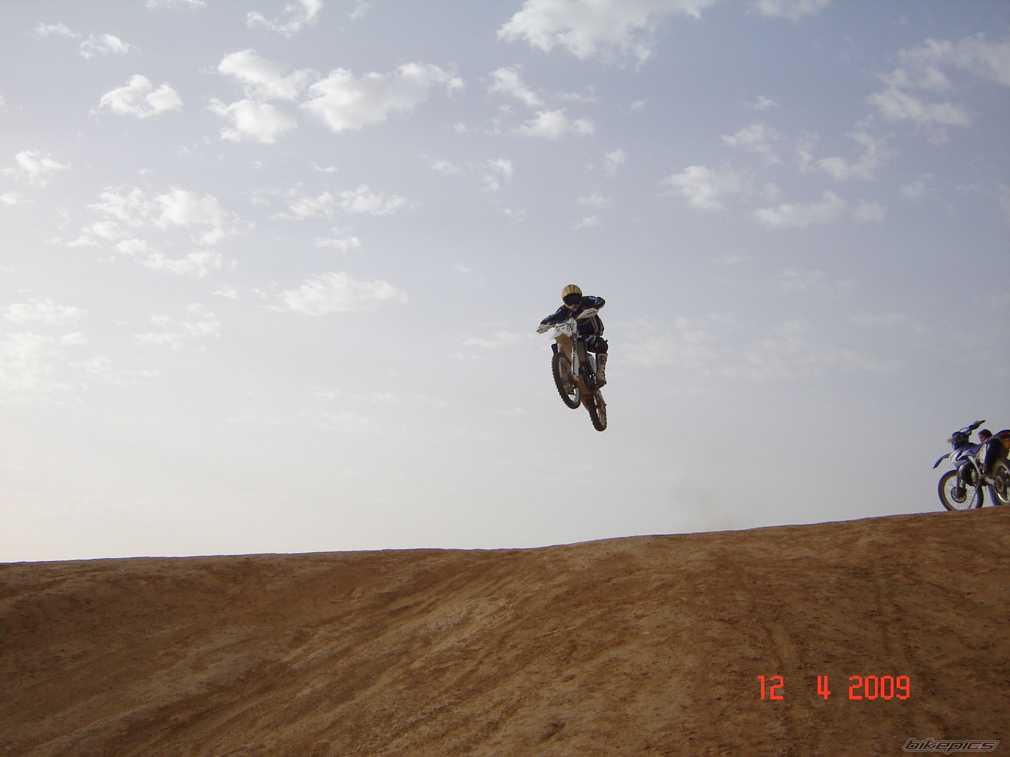 Photo 1672254