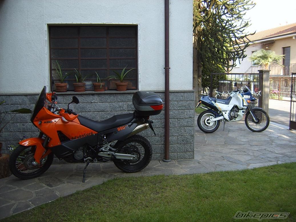 Photo 1672257