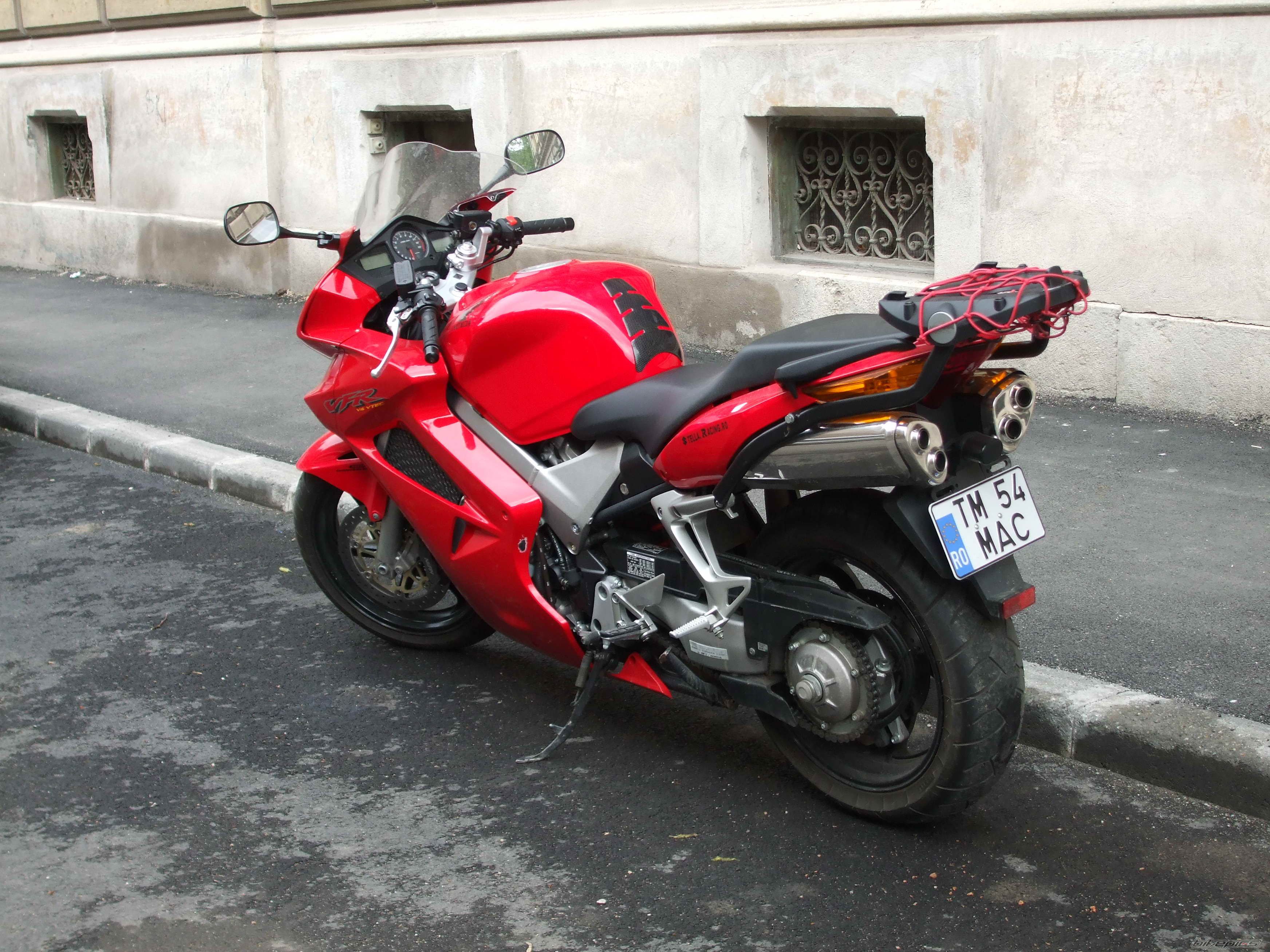 Photo 1672362