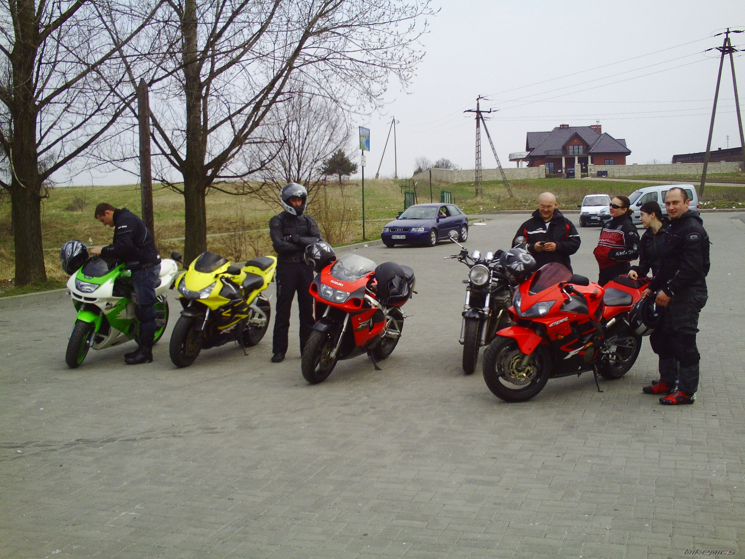 Bike Photo 1672373