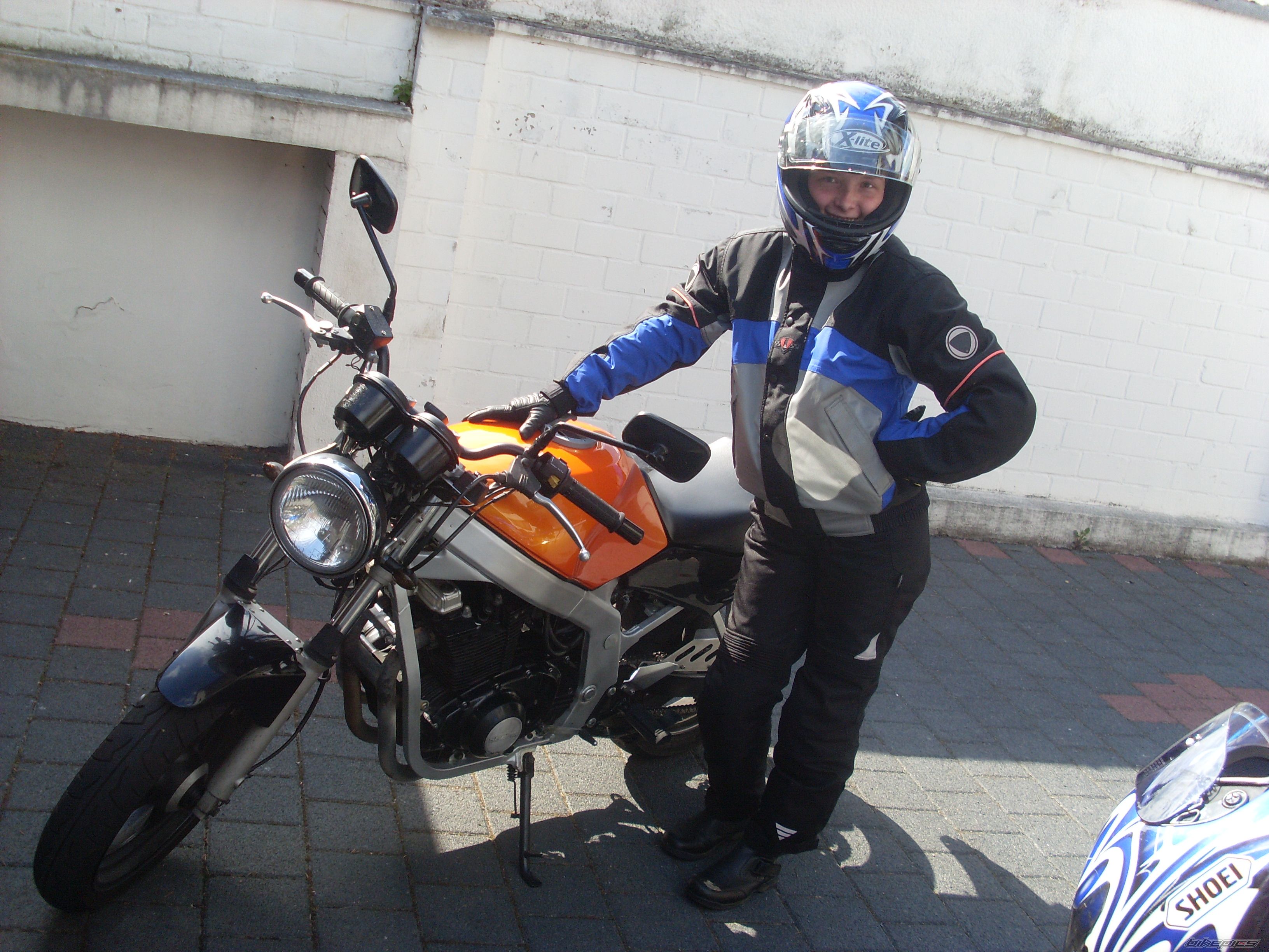 Photo 1672440
