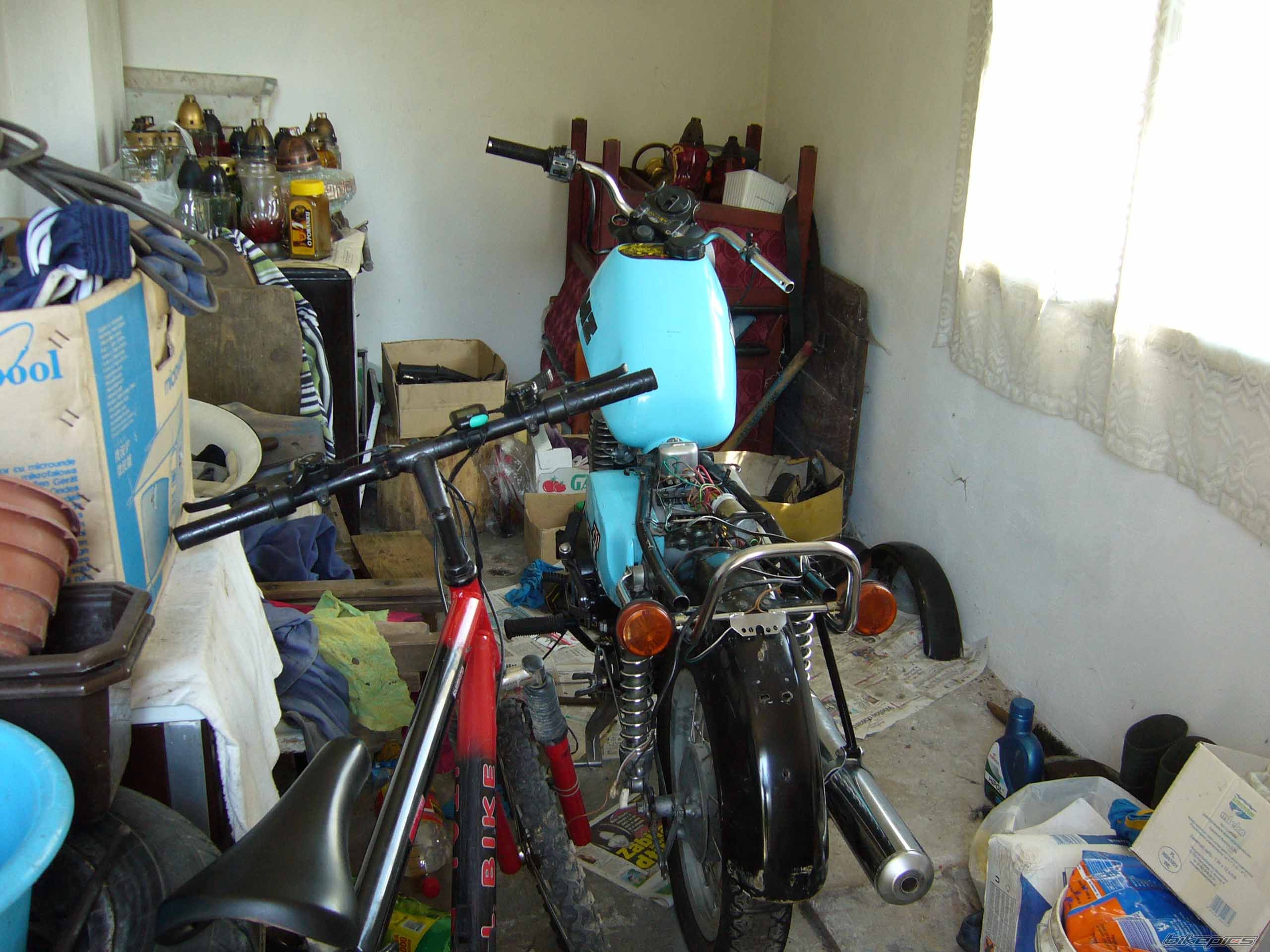 Photo 1672577