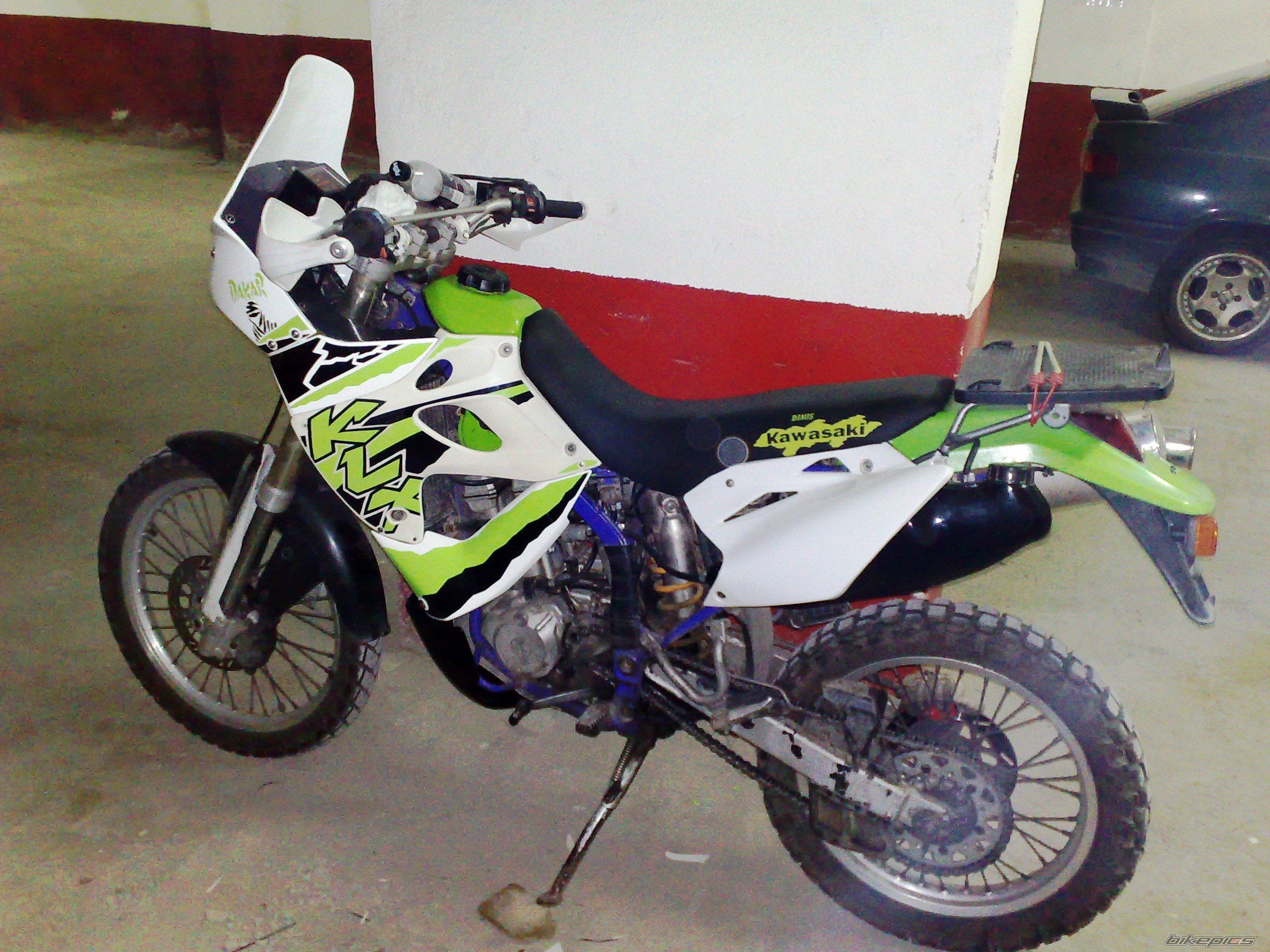 Photo 1672642