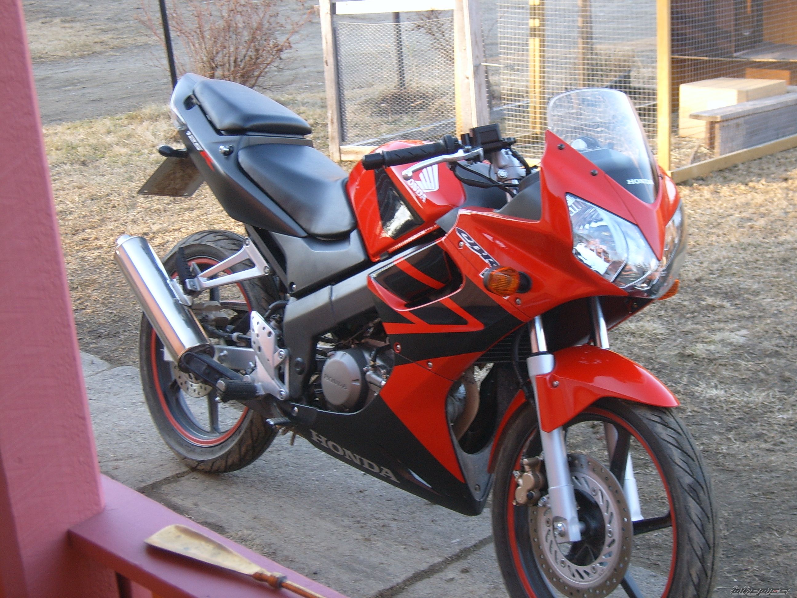 Photo 1672762