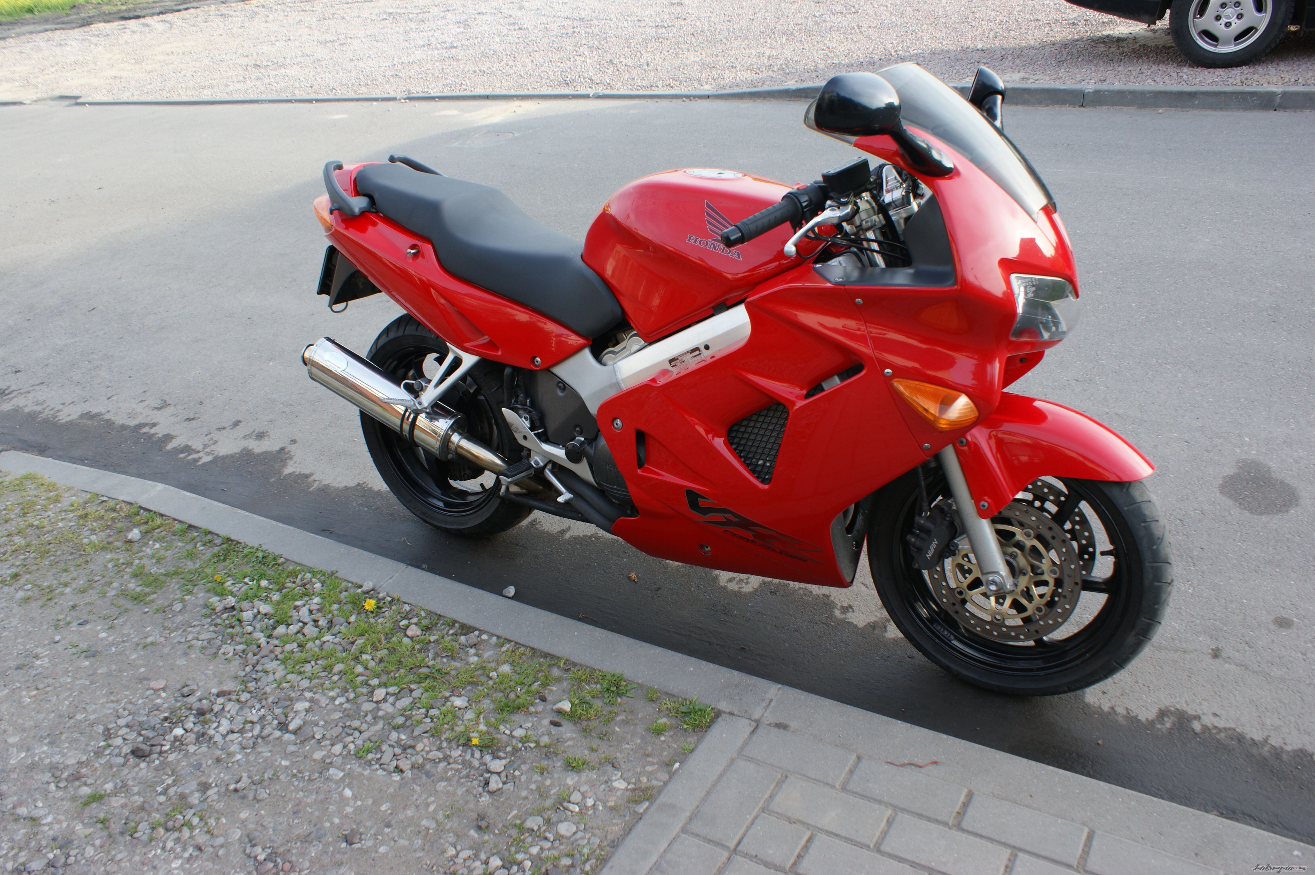 Photo 1672763
