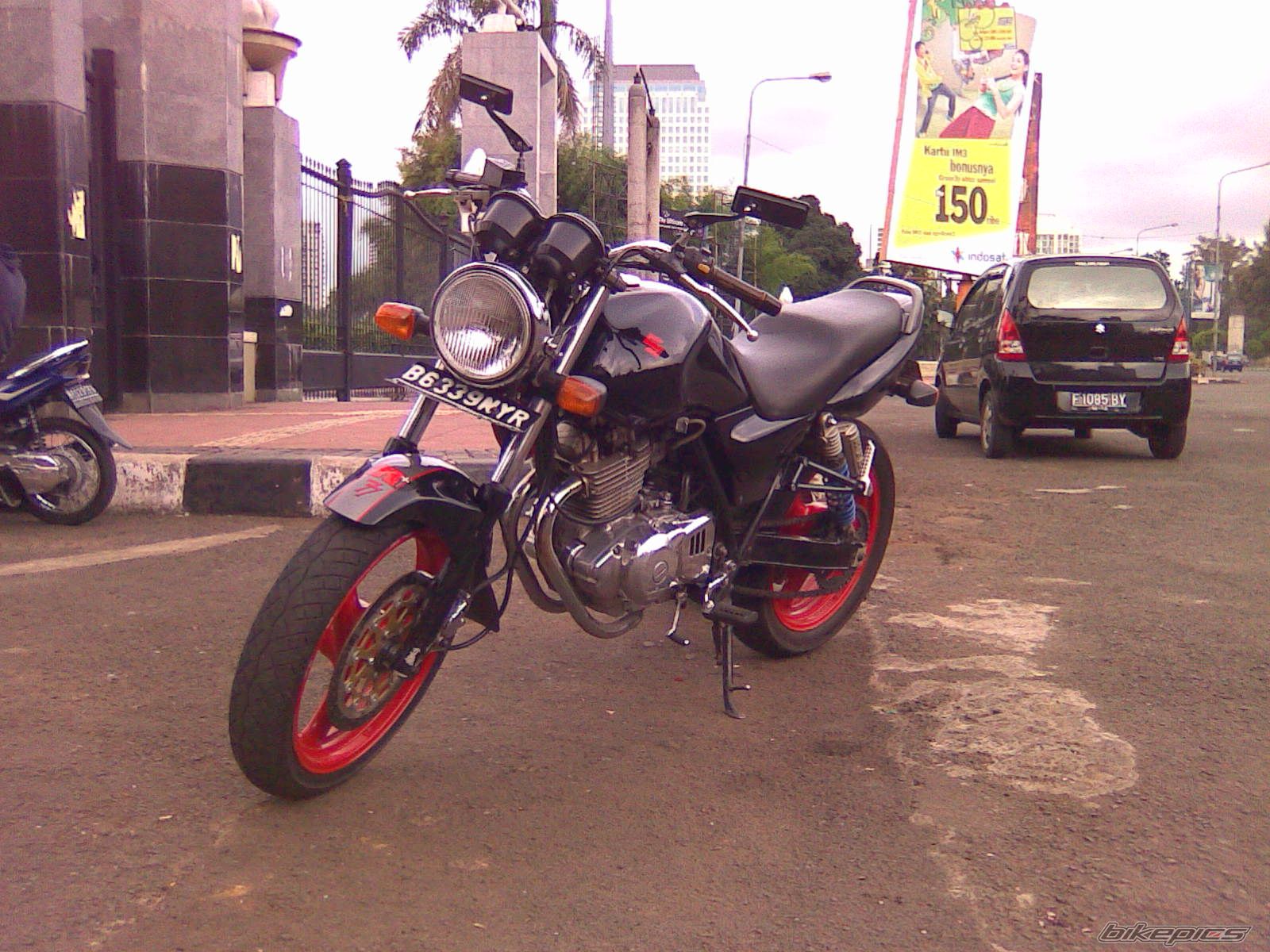 Photo 1672771