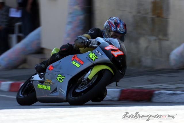 Photo 1672849